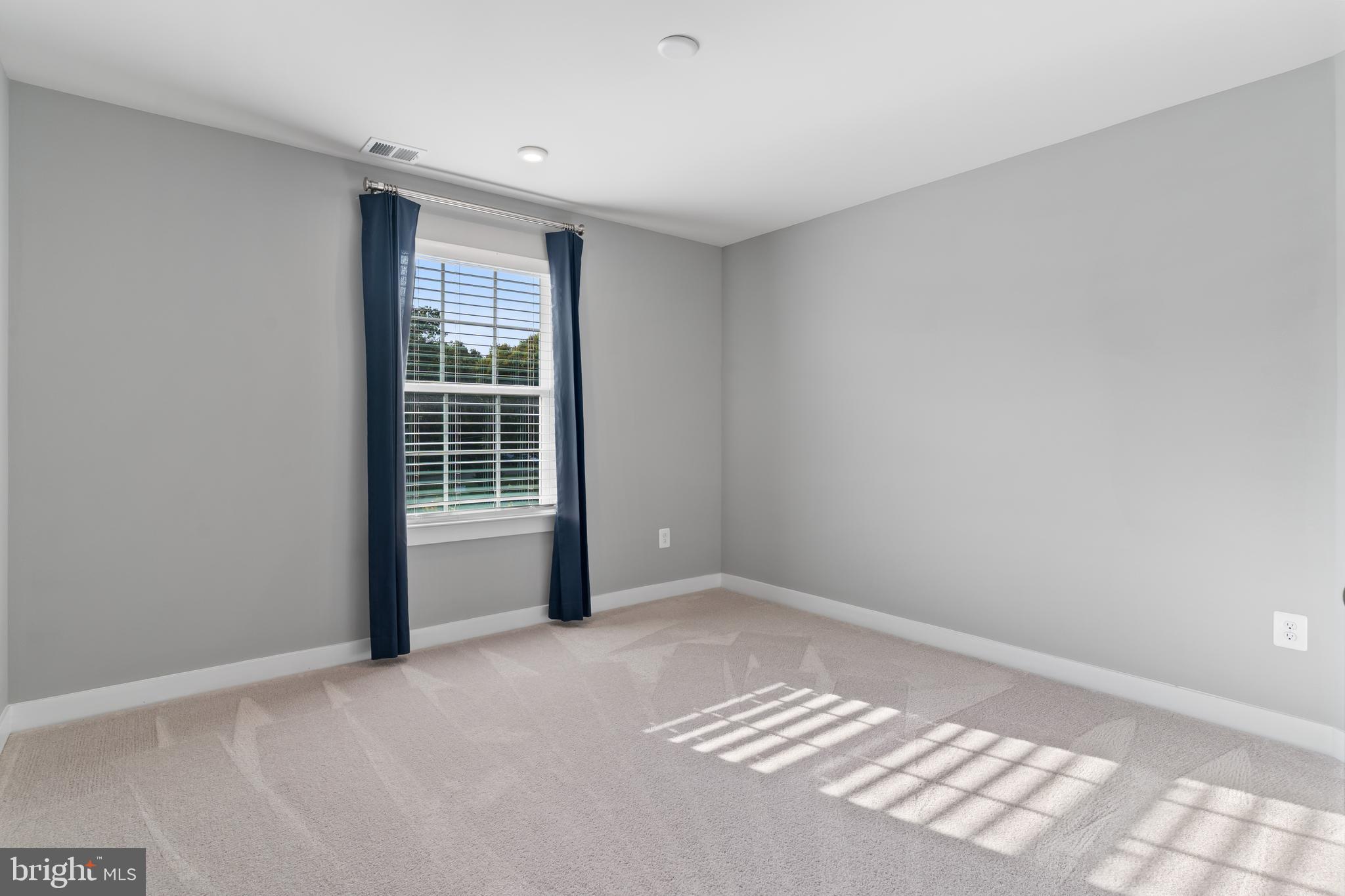 CHRISTOPHER POINTE - Residential