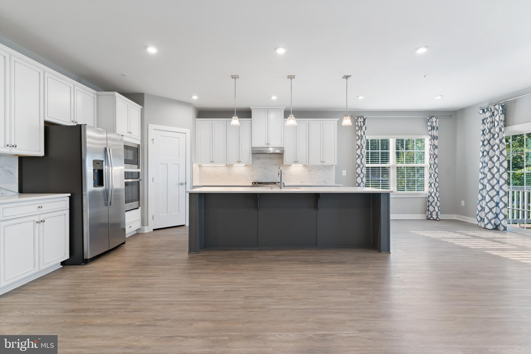 CHRISTOPHER POINTE - Residential