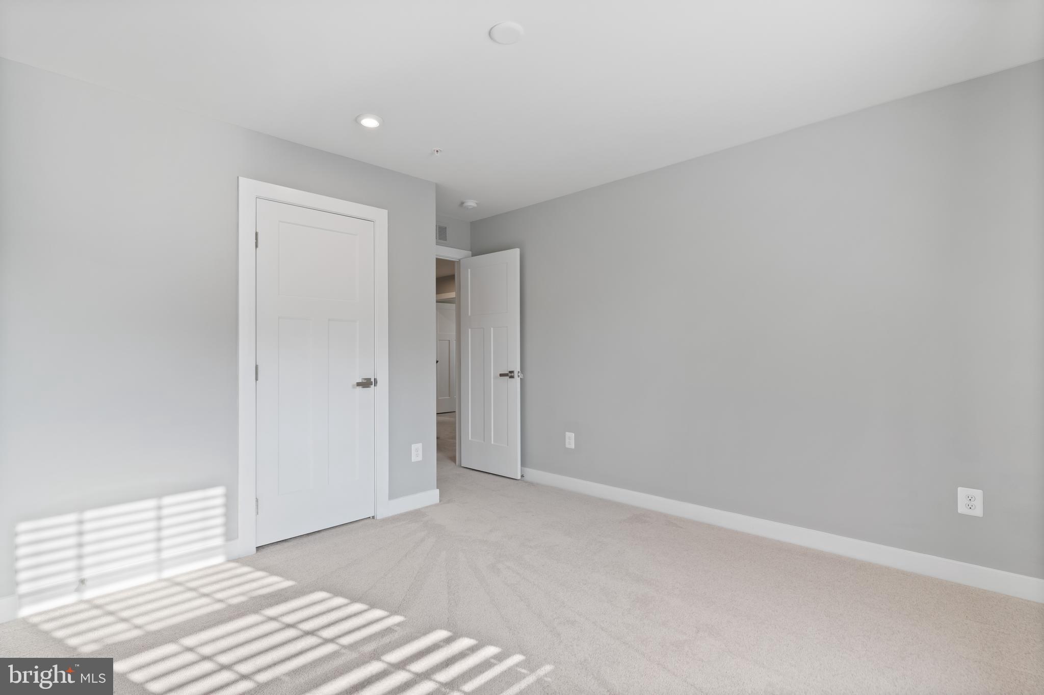 CHRISTOPHER POINTE - Residential