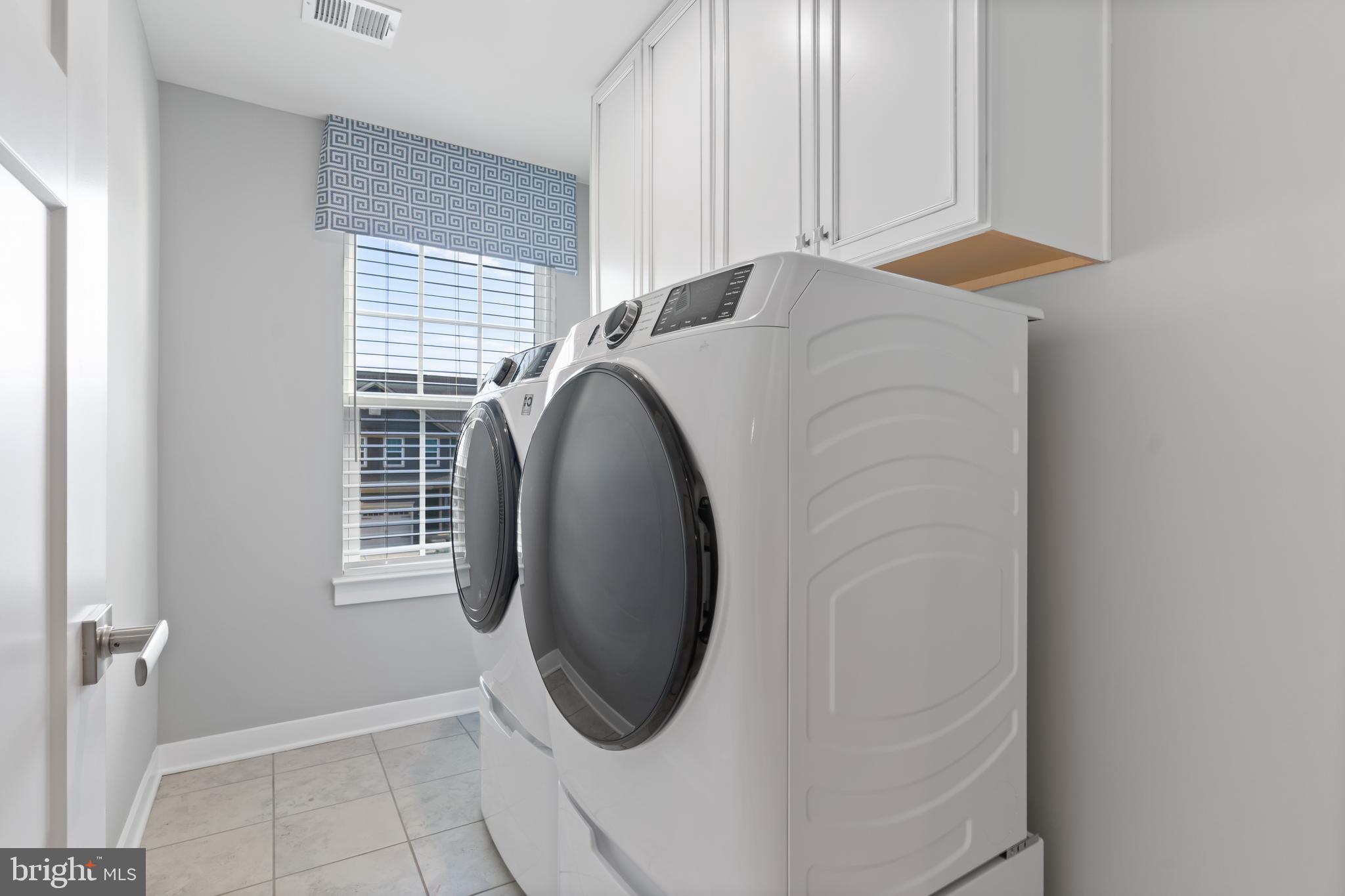 CHRISTOPHER POINTE - Residential