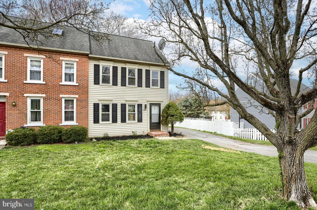 Photo of 424 Judie Lane, Lancaster, PA 17603 (MLS # PALA2048070)