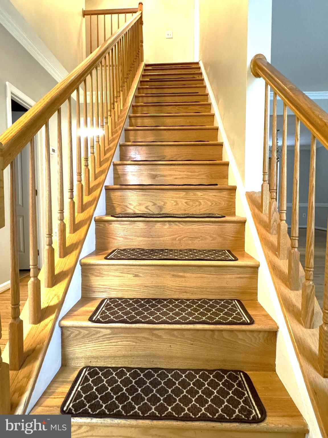 ASHFORD OAKS - Residential