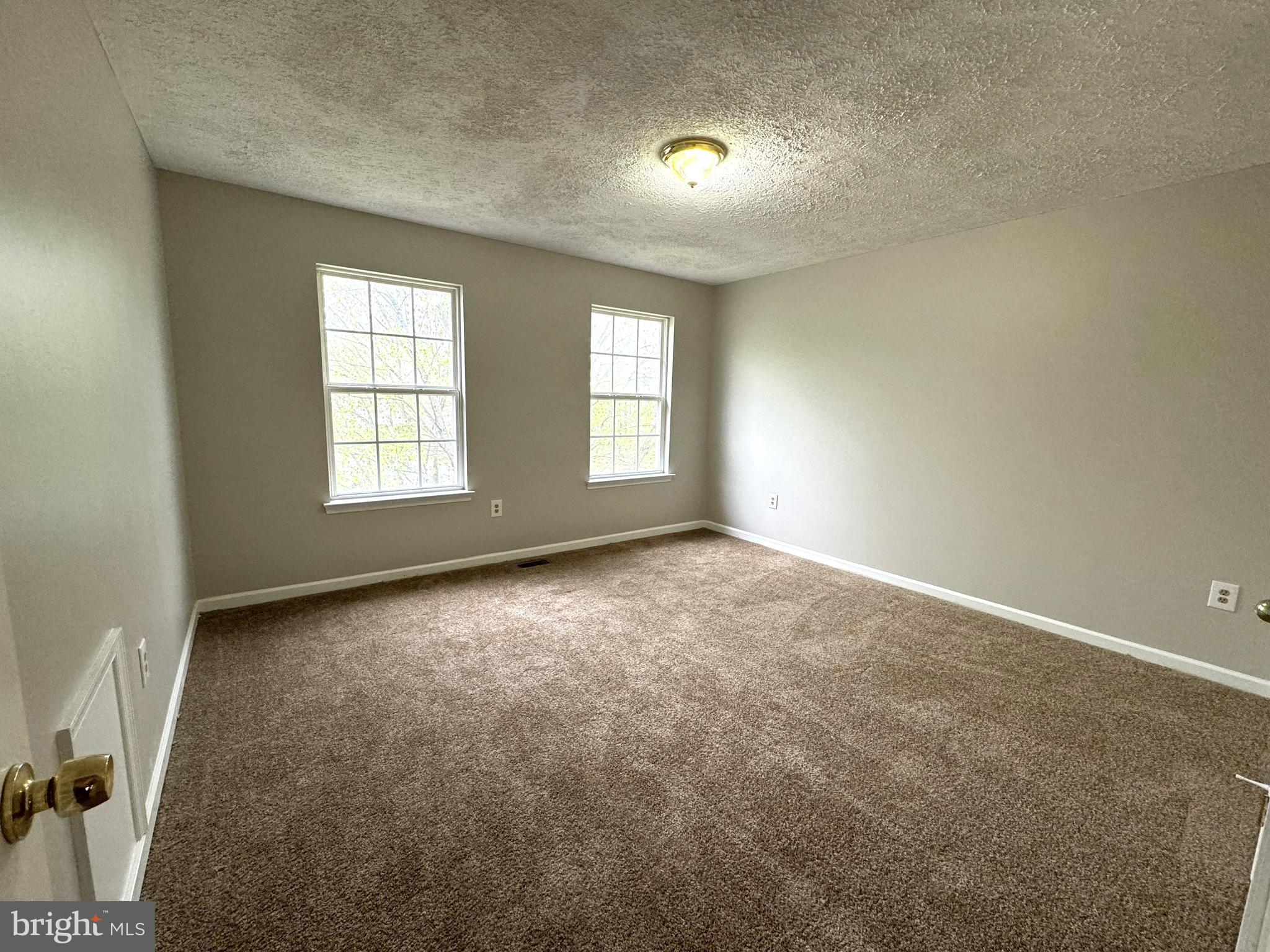 ASHFORD OAKS - Residential