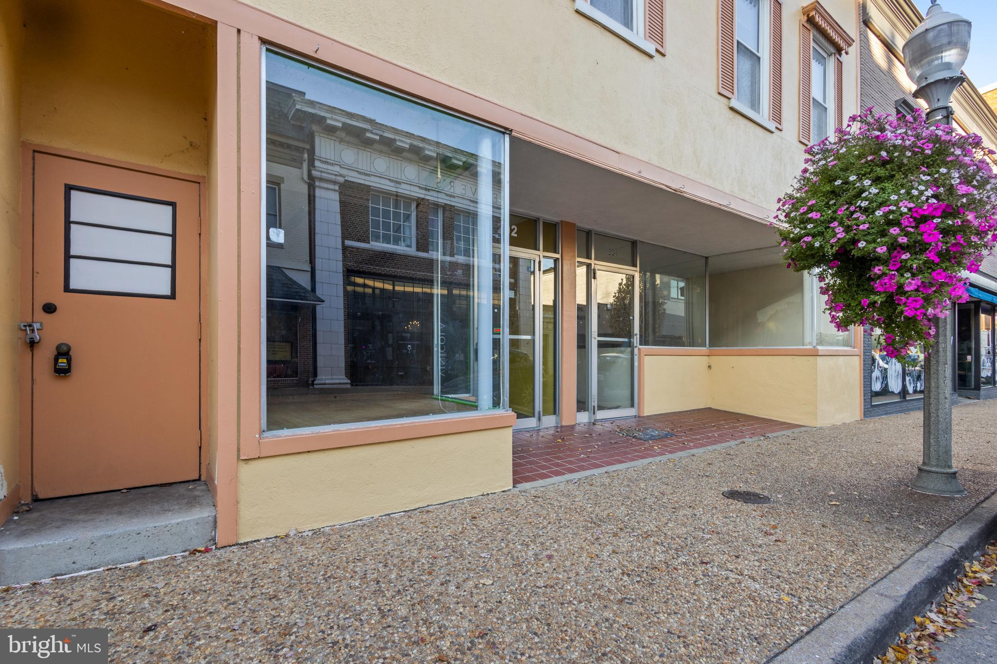 202 E MAIN STREET 204 204