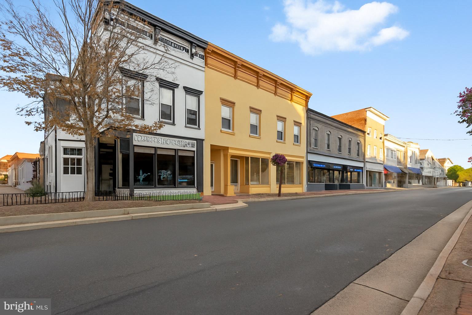 202 E MAIN STREET 204 204