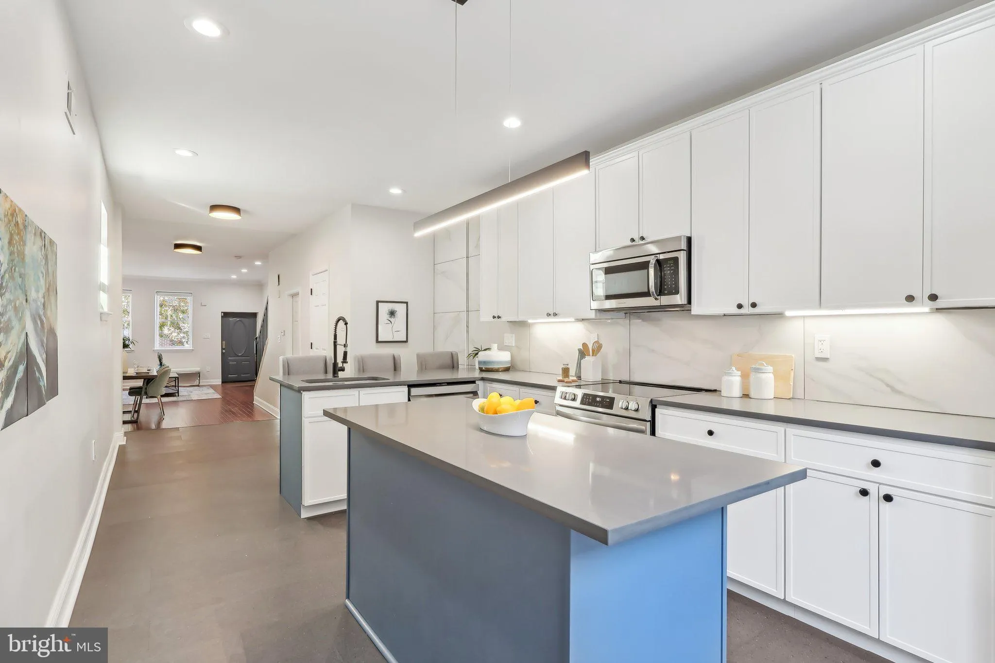 Philadelphia, Pennsylvania 19146, United States, 4 Bedrooms Bedrooms, ,4 BathroomsBathrooms,Residential,Pending,38778