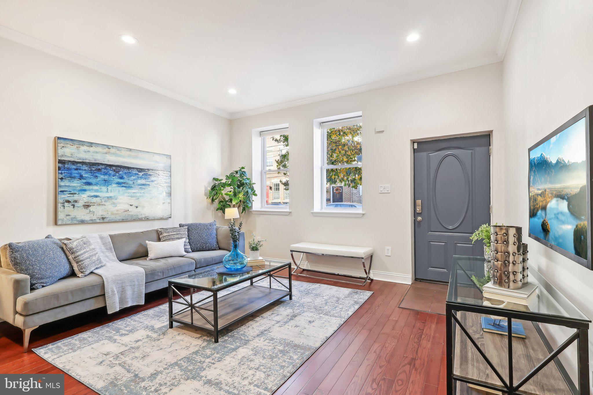 POINT BREEZE - Residential