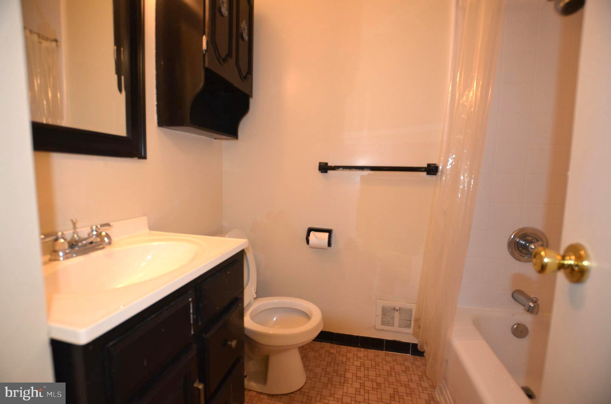 BERWYN HEIGHTS - Residential