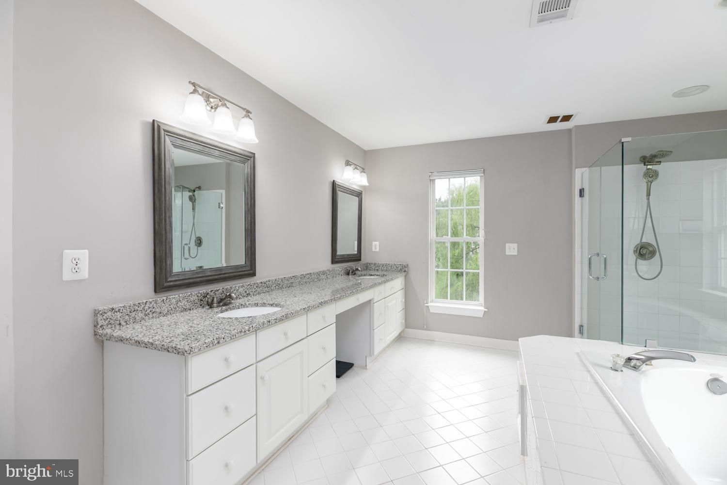 LITTLE RUN FARM - Residential