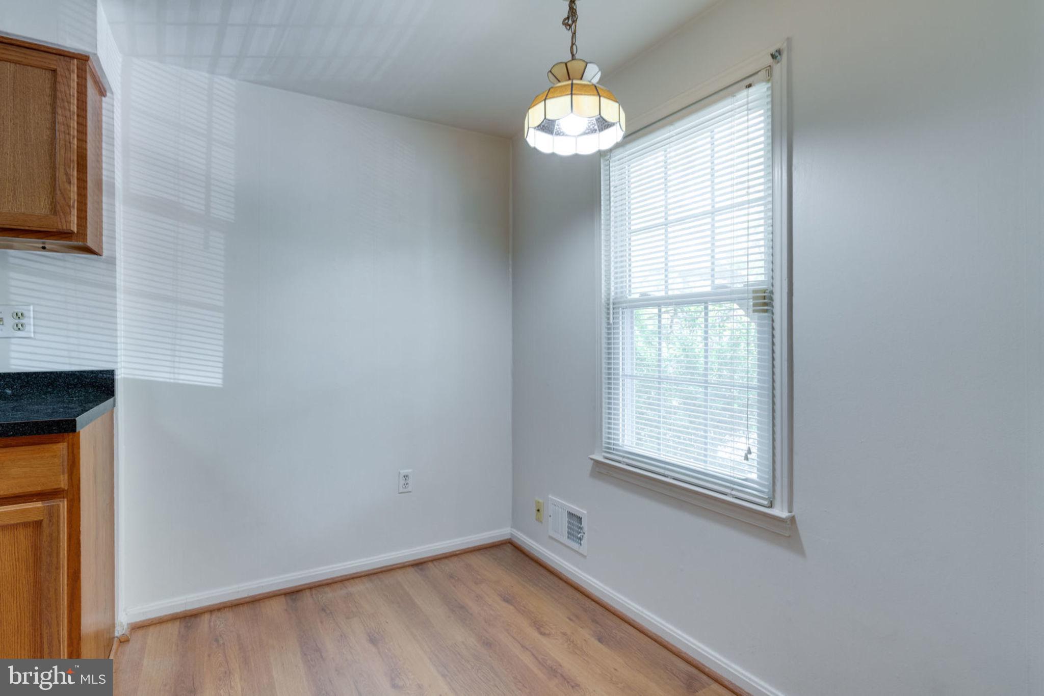 GREENWICH HILL - Residential