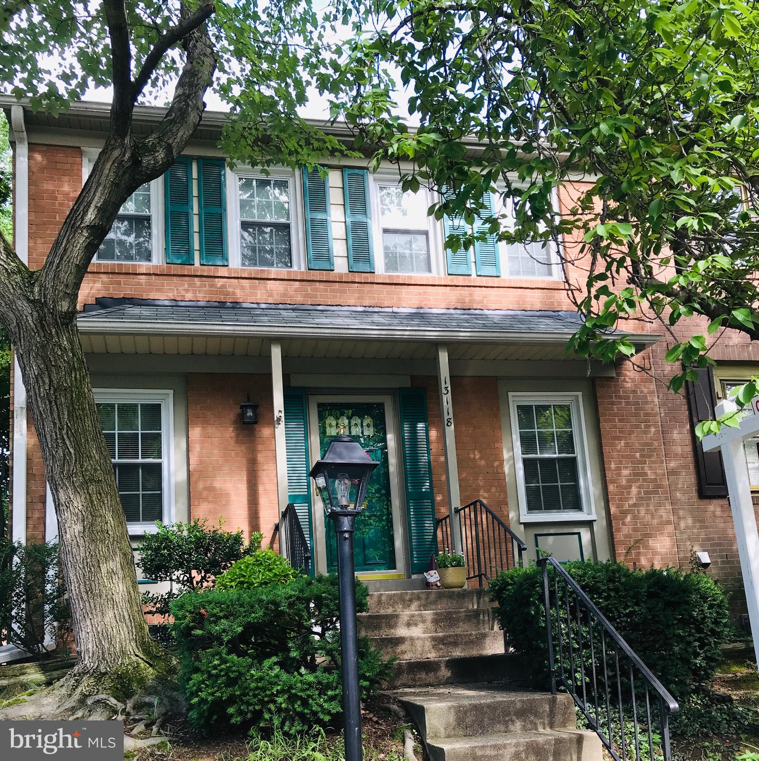 GREENWICH HILL - Residential