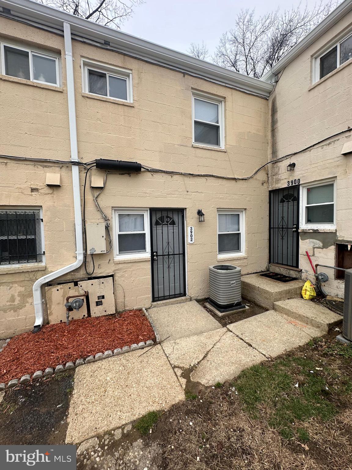 IVERSON VILLAGE CONDO - Residential