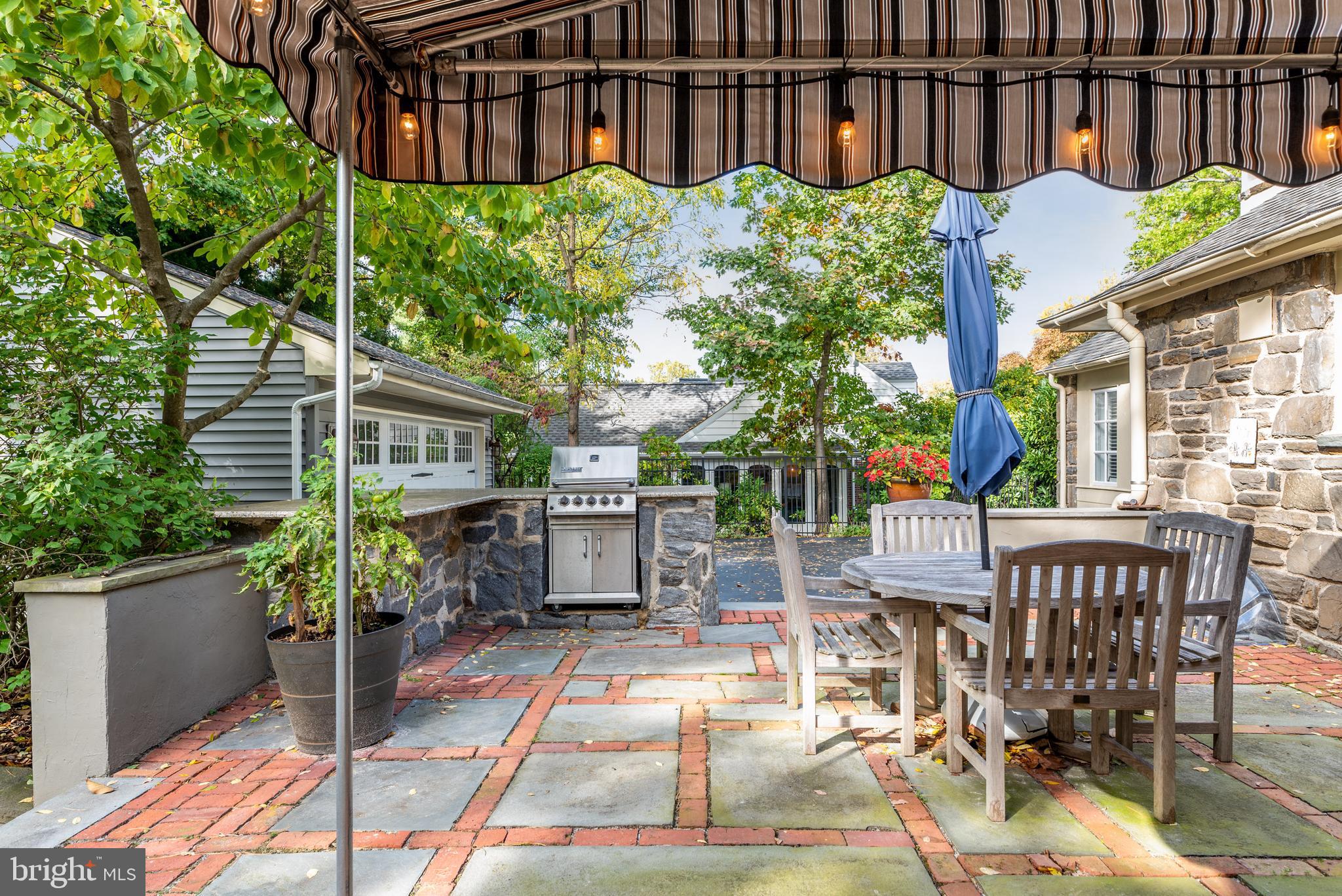 VALLEY HILLS - Residential