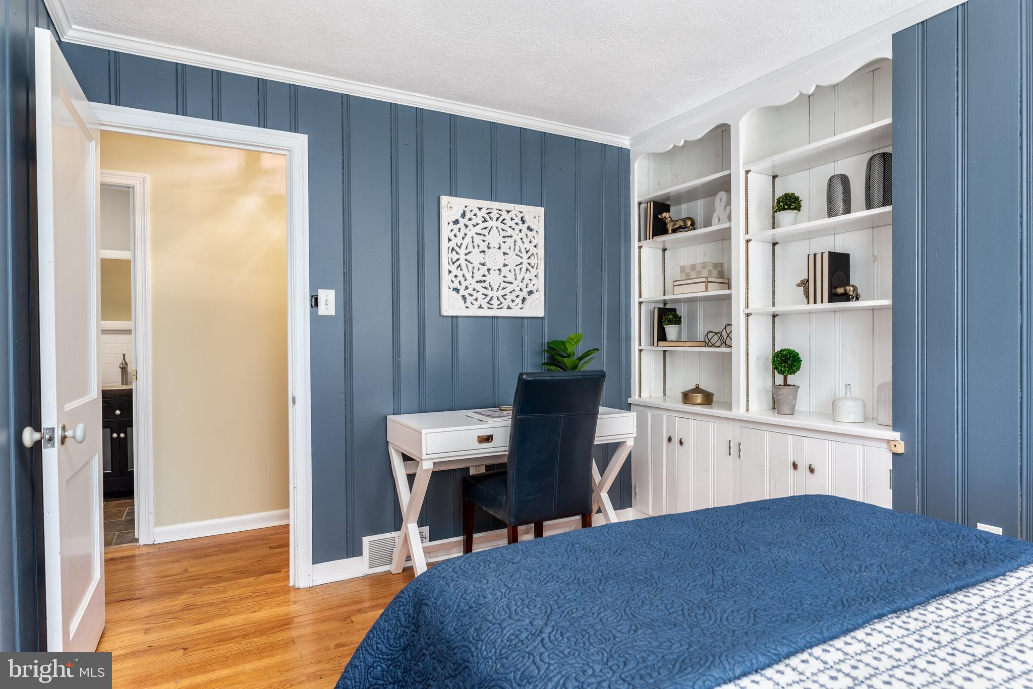 VALLEY HILLS - Residential