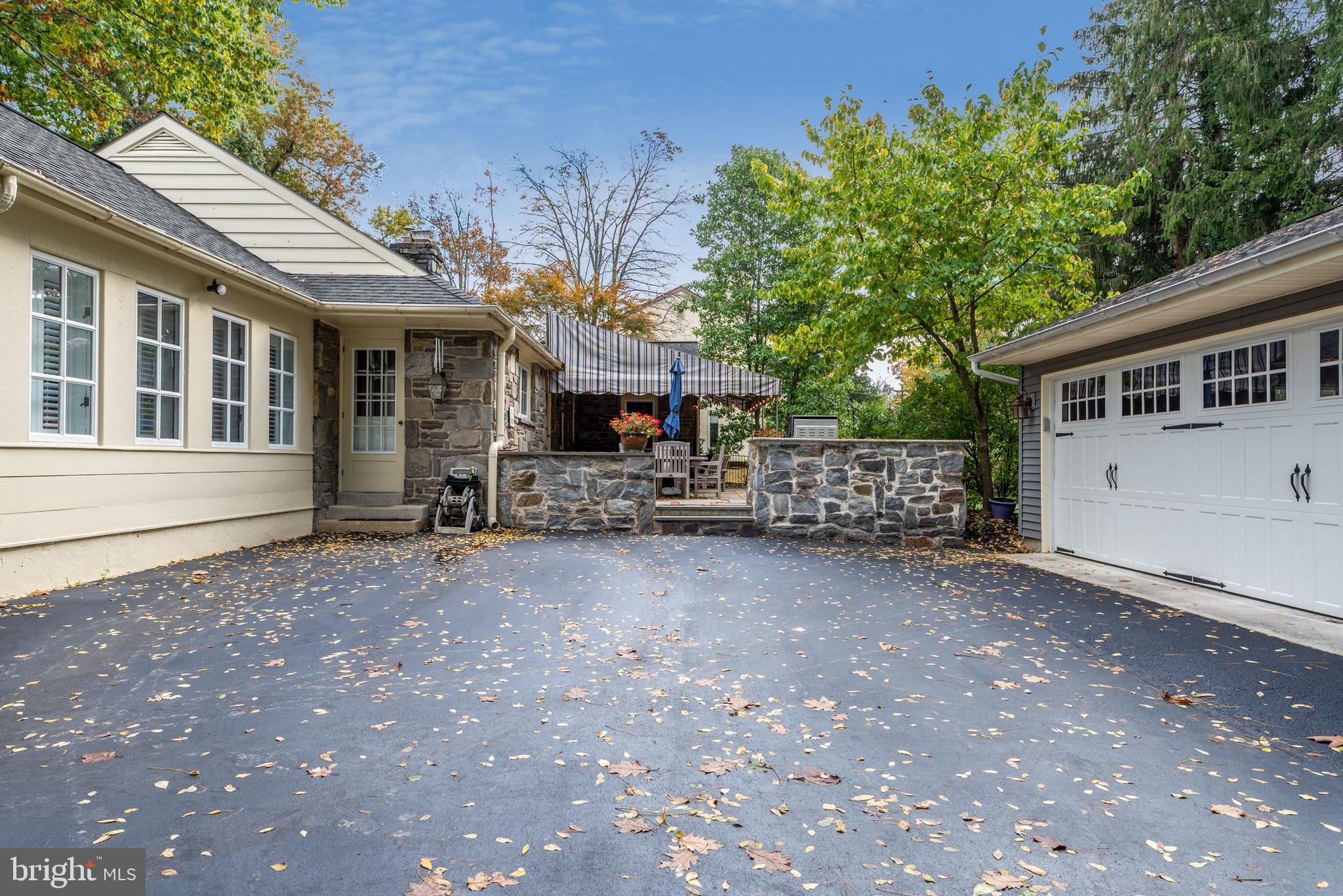 VALLEY HILLS - Residential