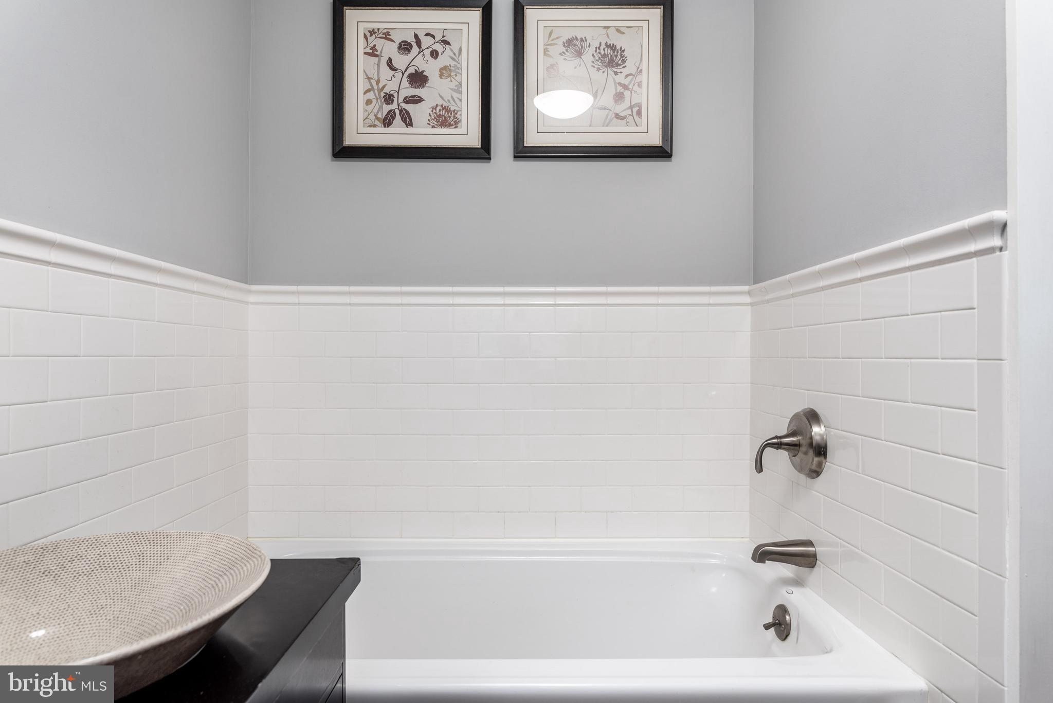 VALLEY HILLS - Residential