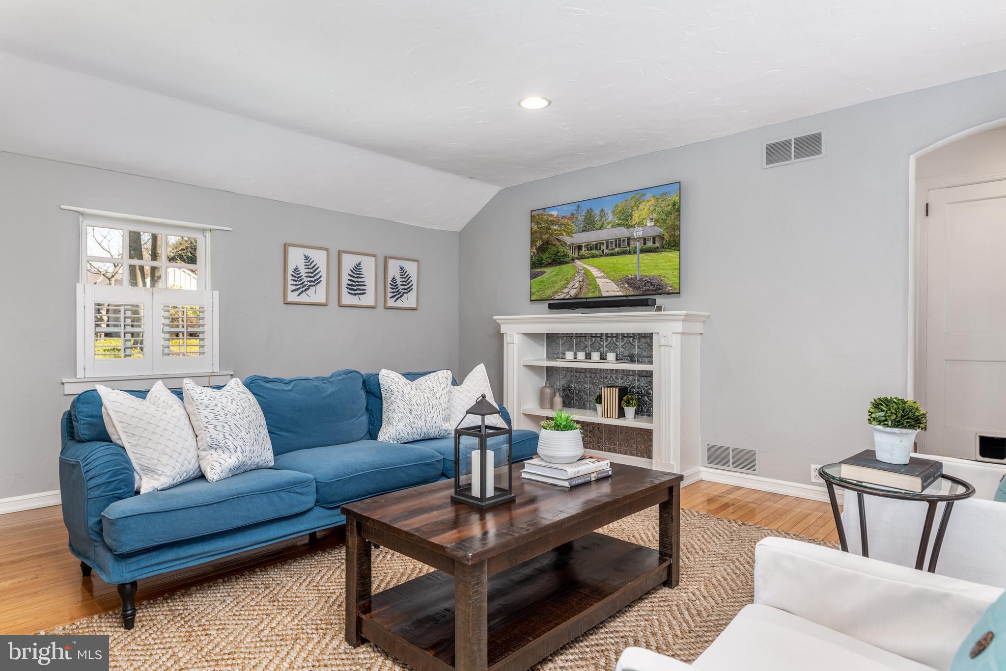 VALLEY HILLS - Residential