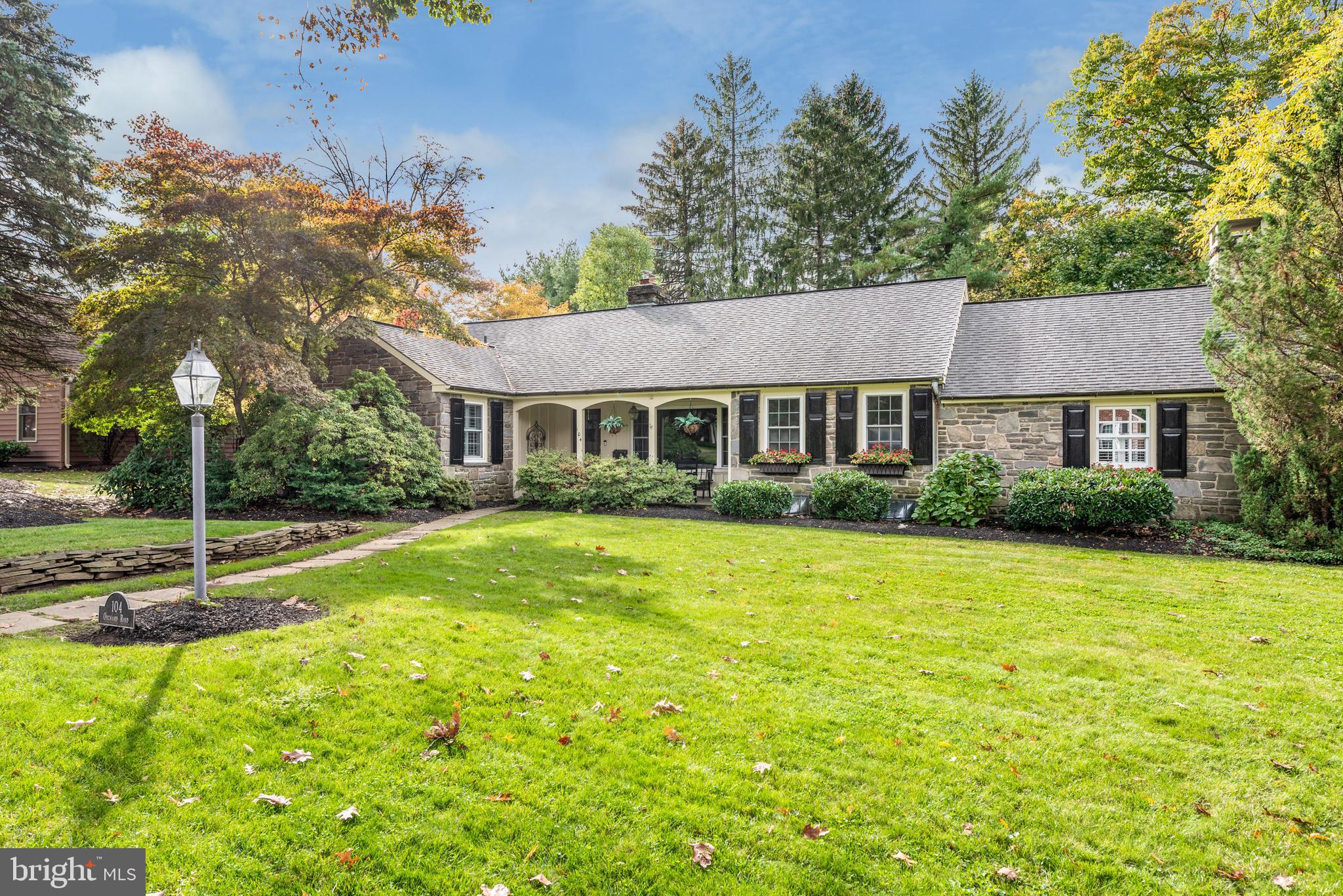 VALLEY HILLS - Residential