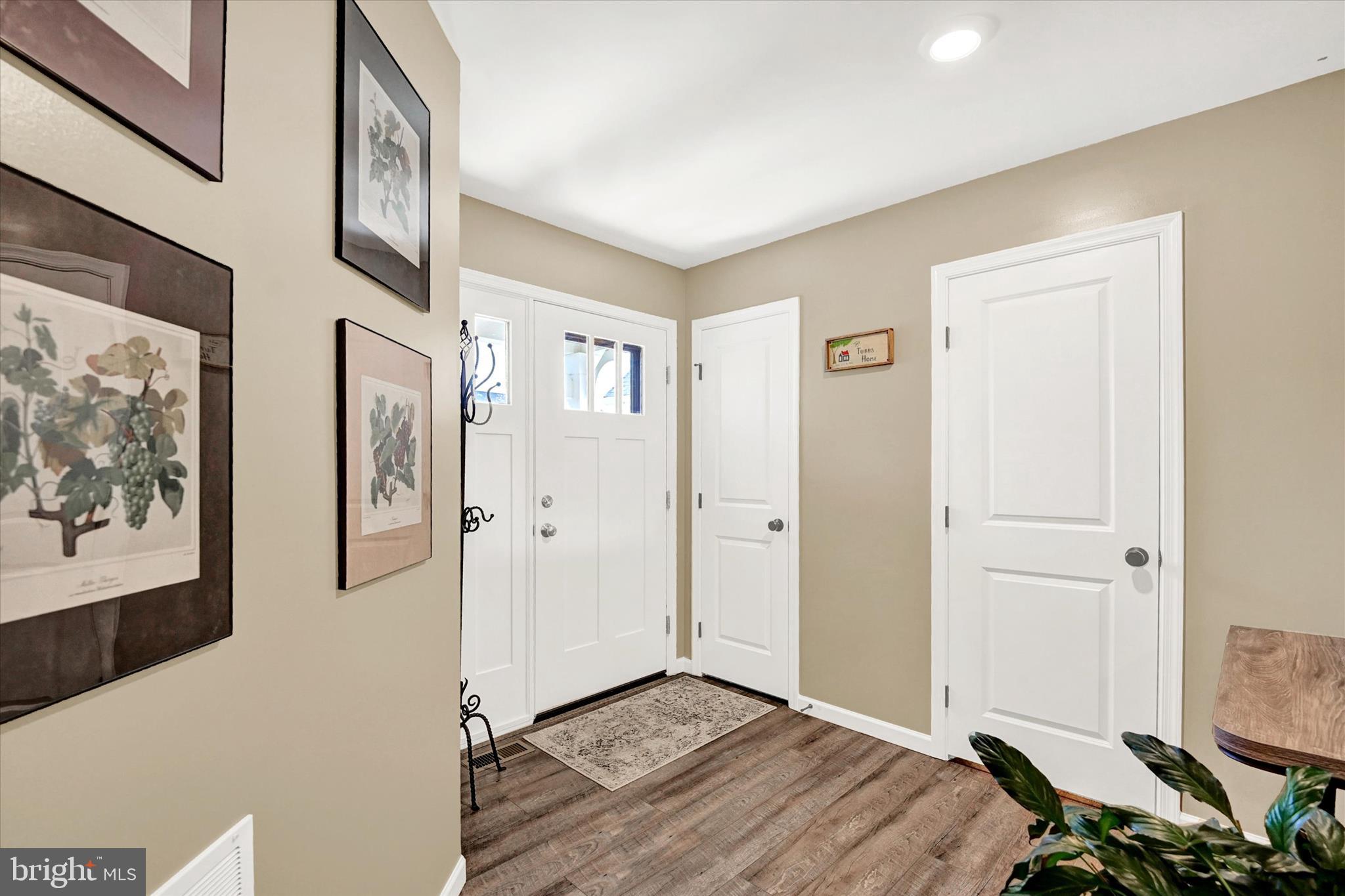 53 LONG BEND DRIVE