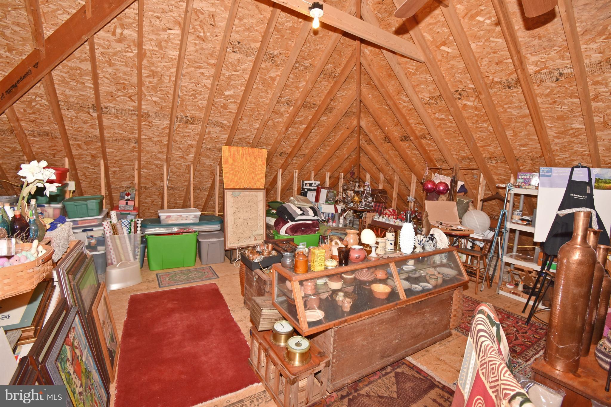 STONE GATE - Residential