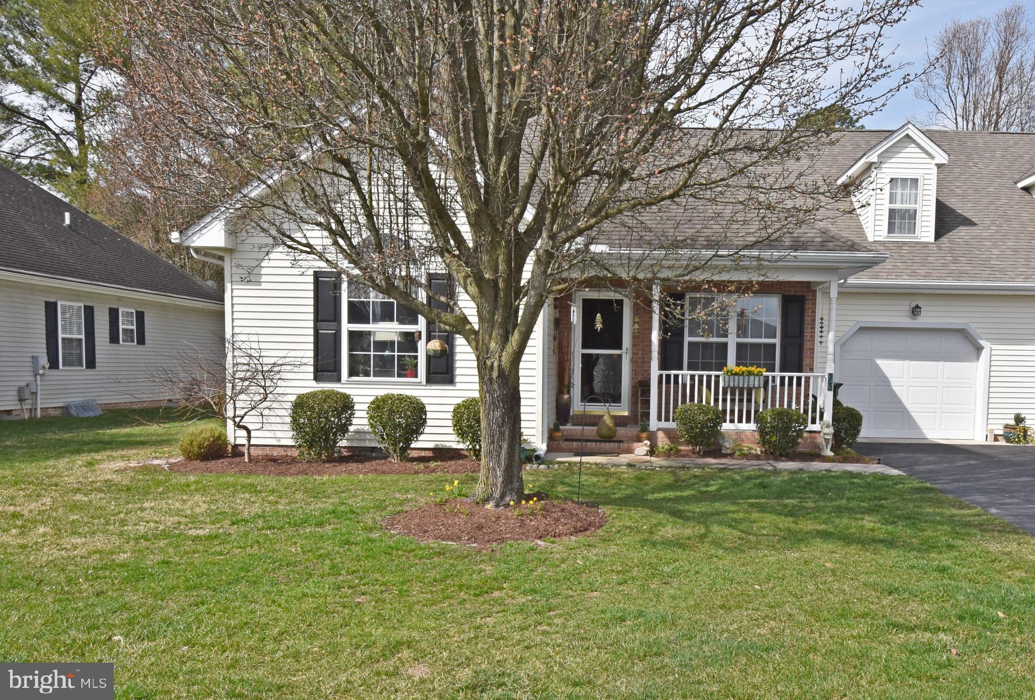 STONE GATE - Residential