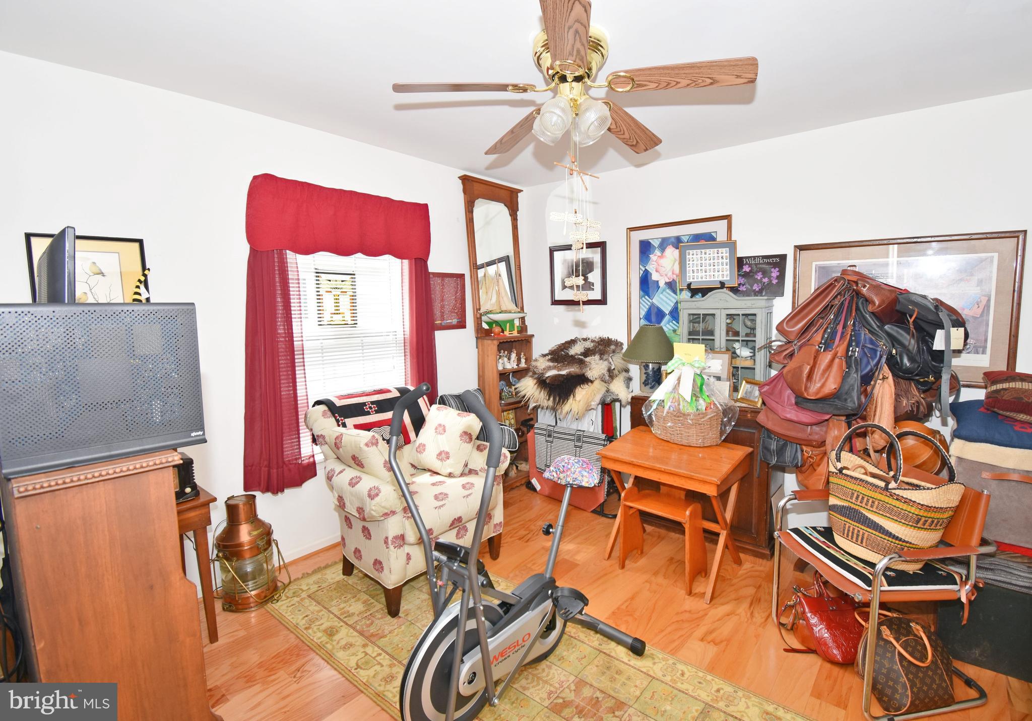 STONE GATE - Residential