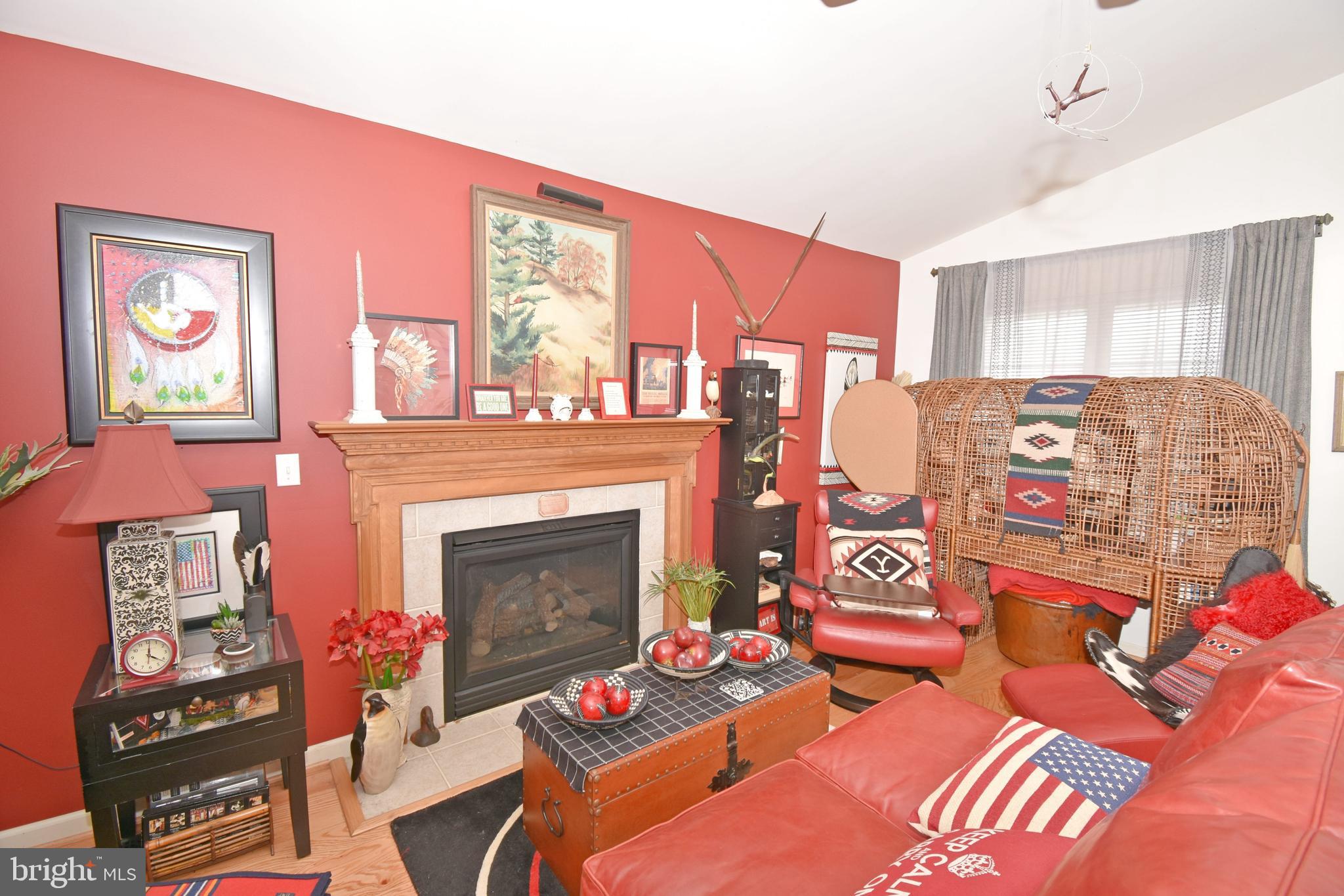 STONE GATE - Residential