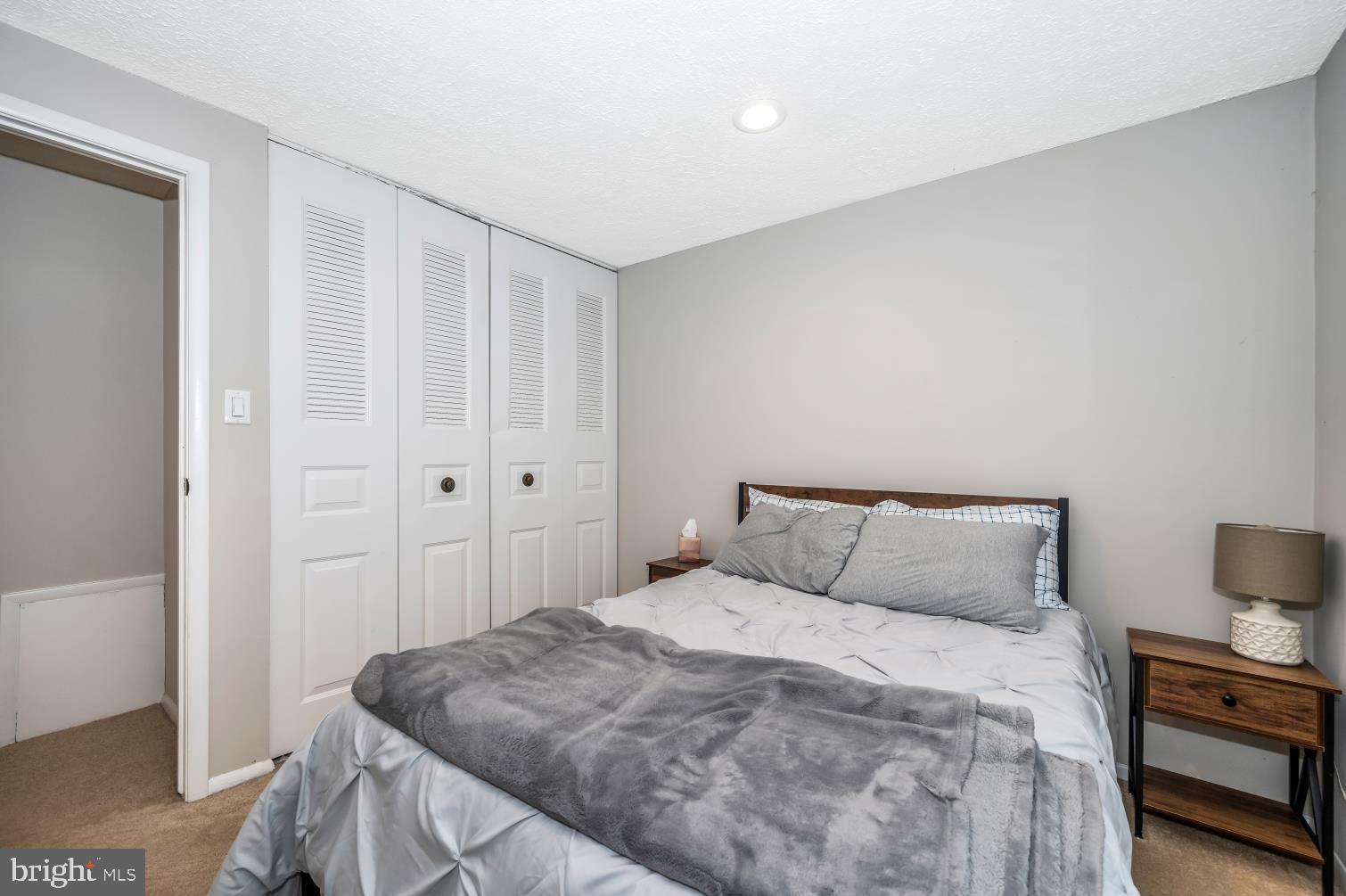 GLADE TOWN - Residential