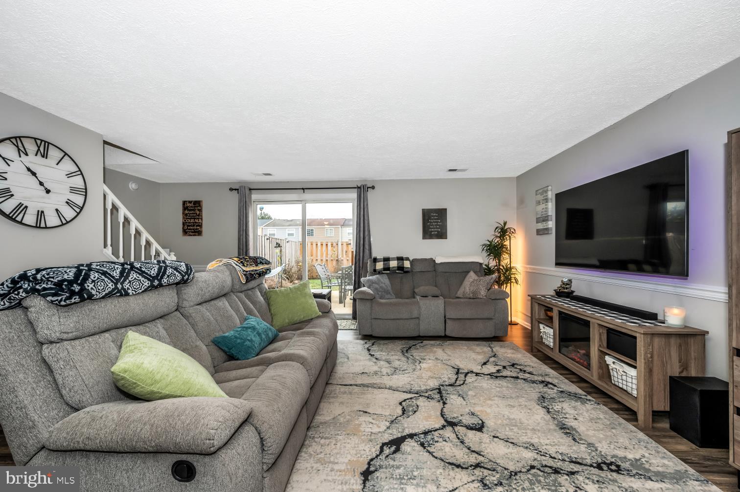 GLADE TOWN - Residential