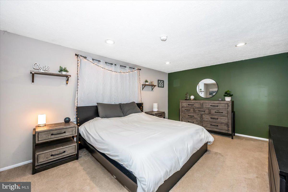 GLADE TOWN - Residential