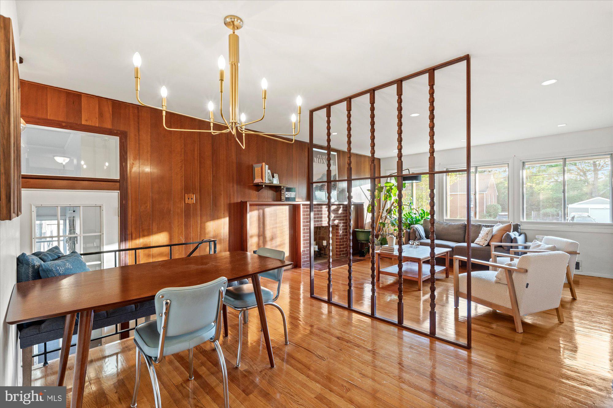 WAYNEWOOD - Residential