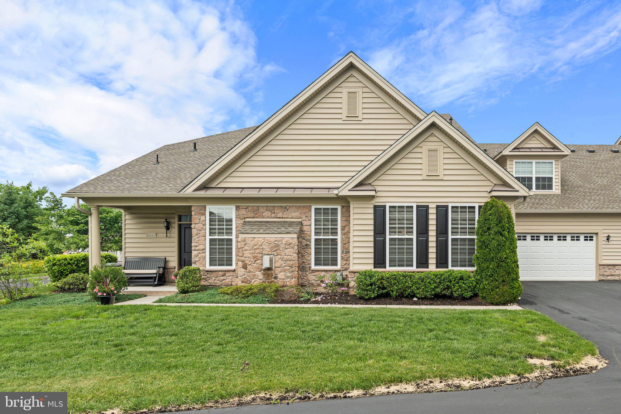 REGENCY AT HILLTOWN - Residential