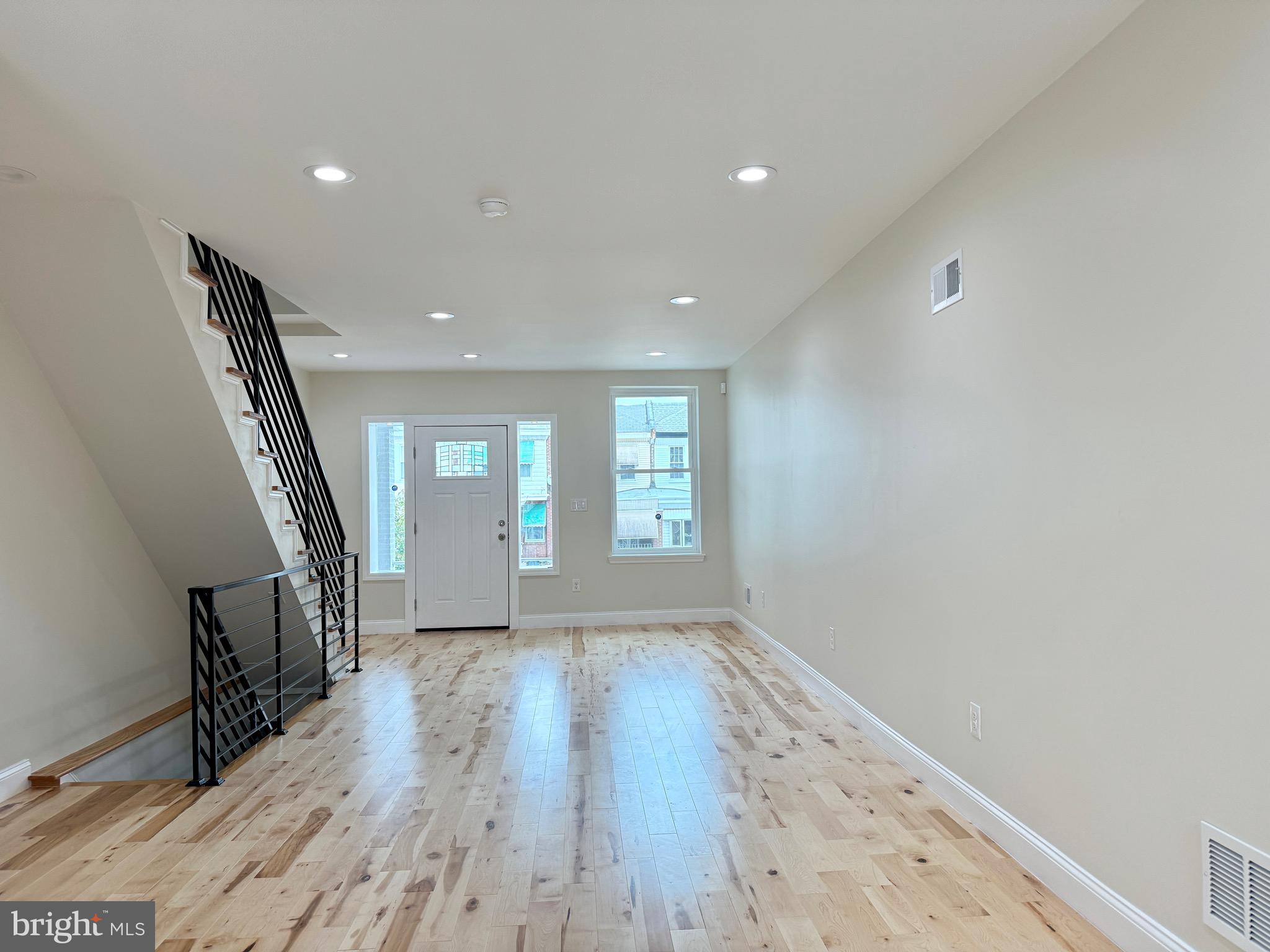 WEST OAK LANE - Residential