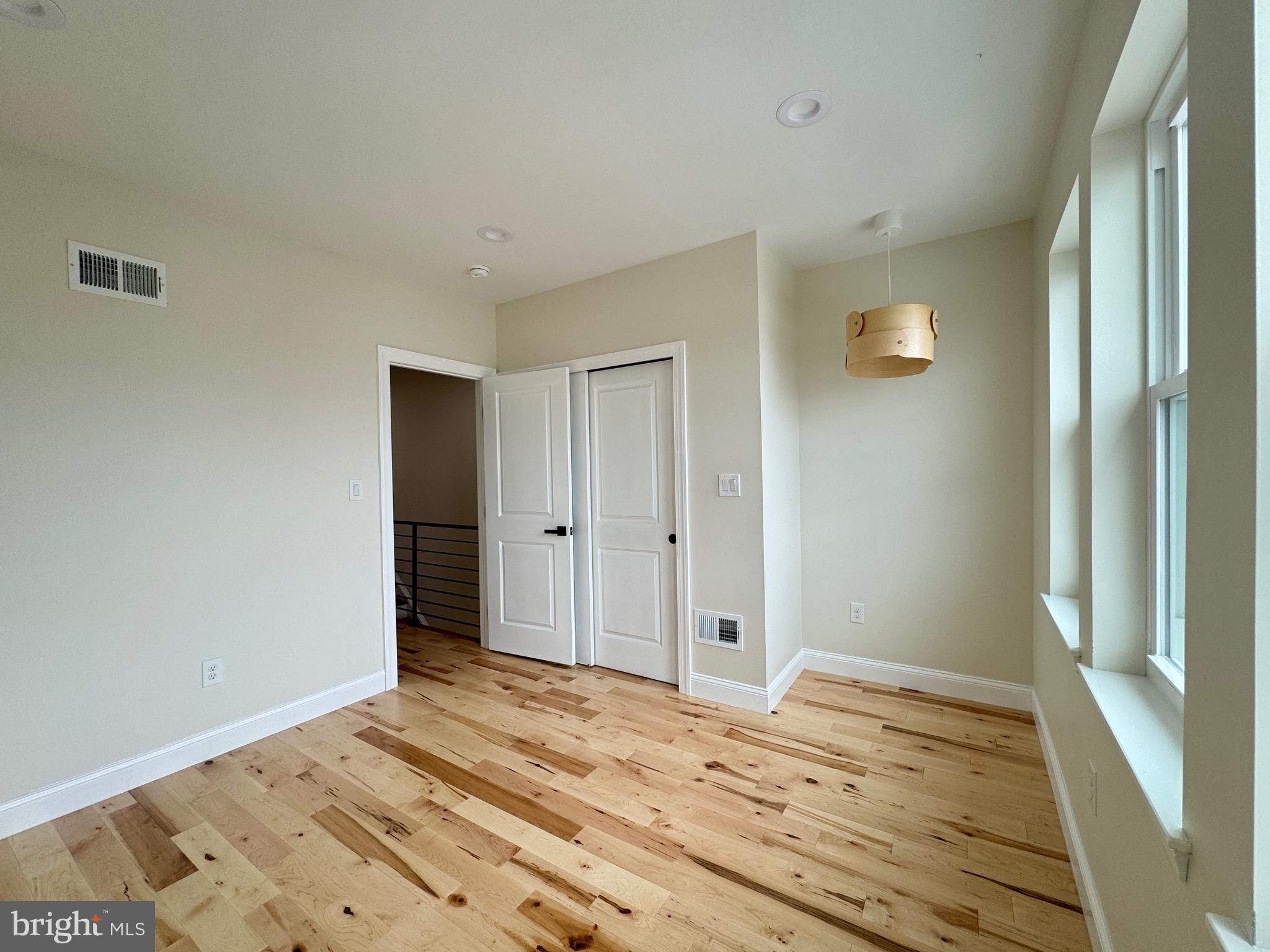 WEST OAK LANE - Residential