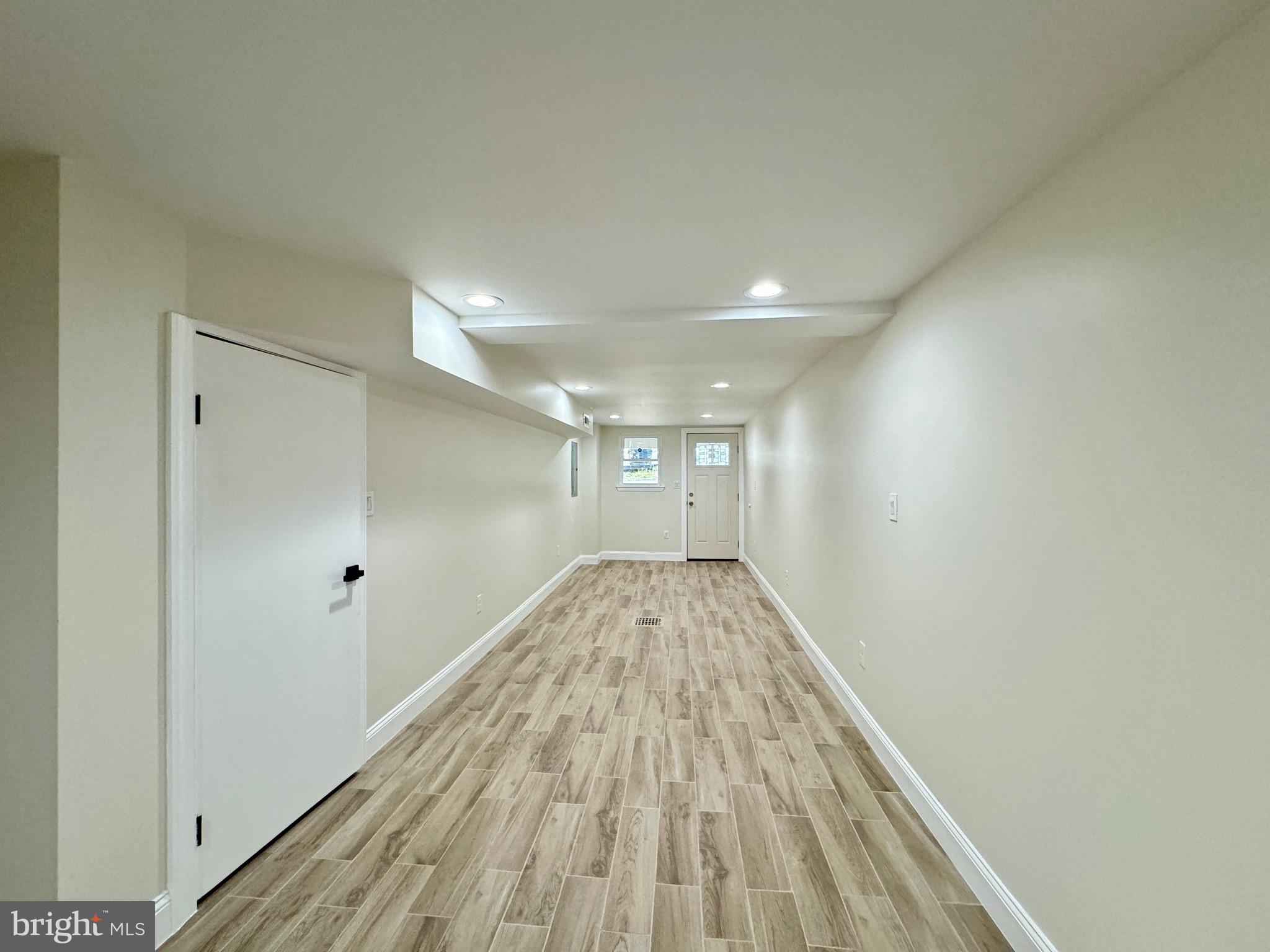 WEST OAK LANE - Residential