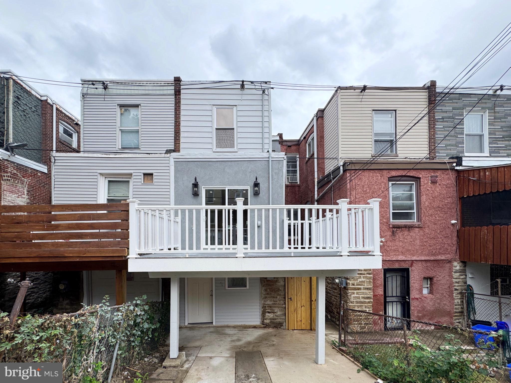 WEST OAK LANE - Residential