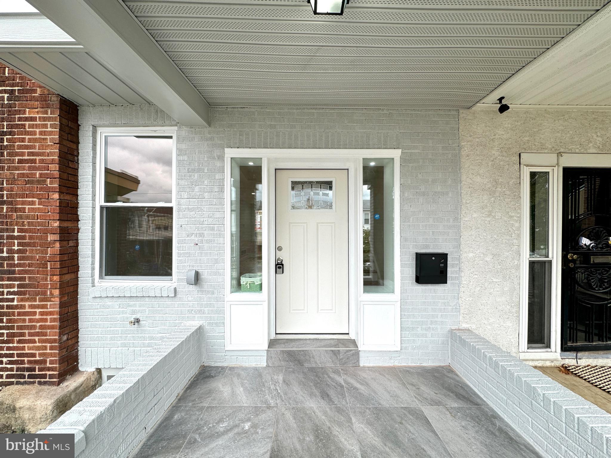 WEST OAK LANE - Residential