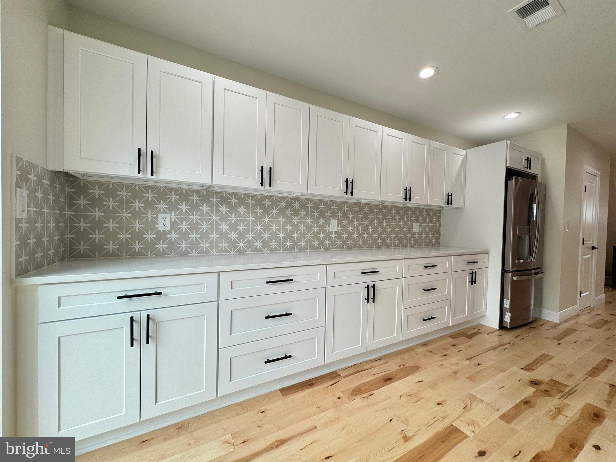 WEST OAK LANE - Residential