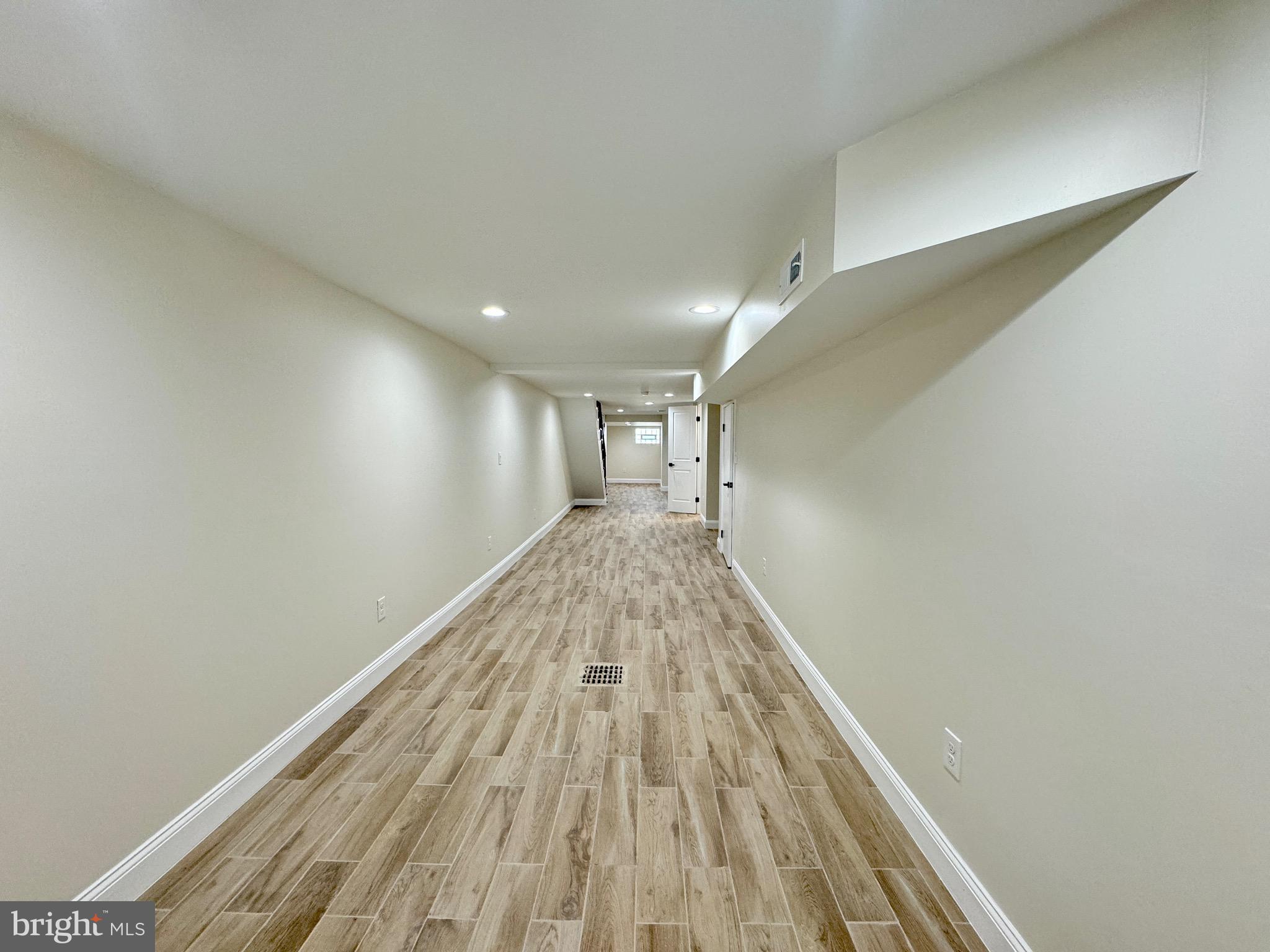 WEST OAK LANE - Residential