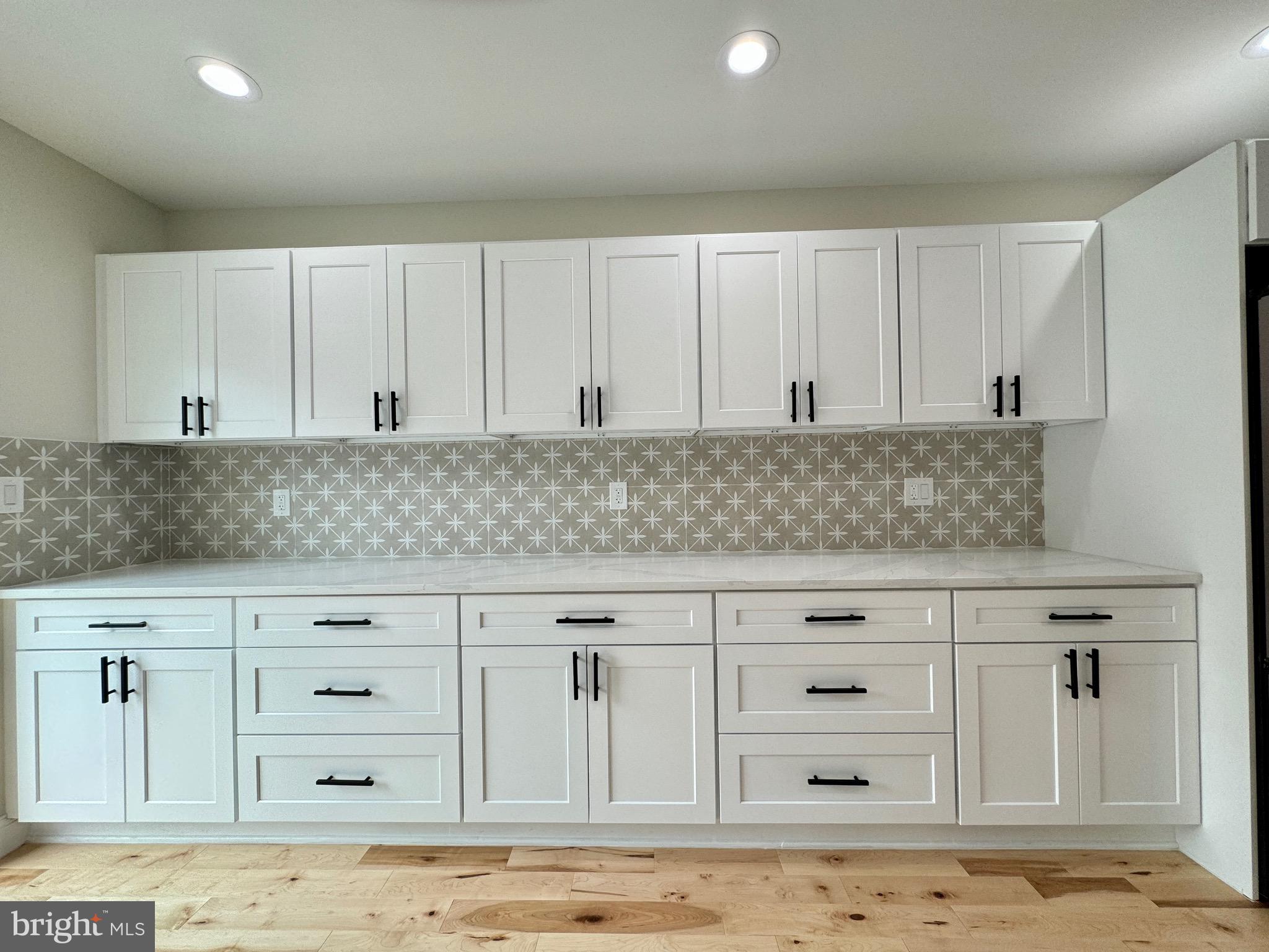 WEST OAK LANE - Residential