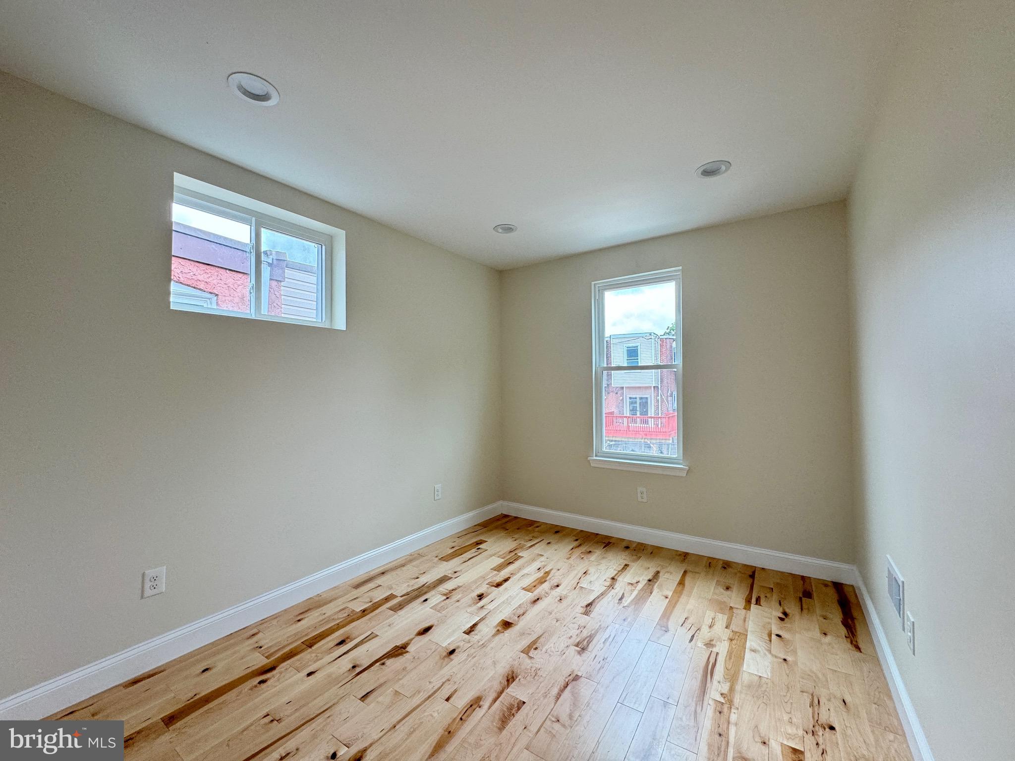 WEST OAK LANE - Residential