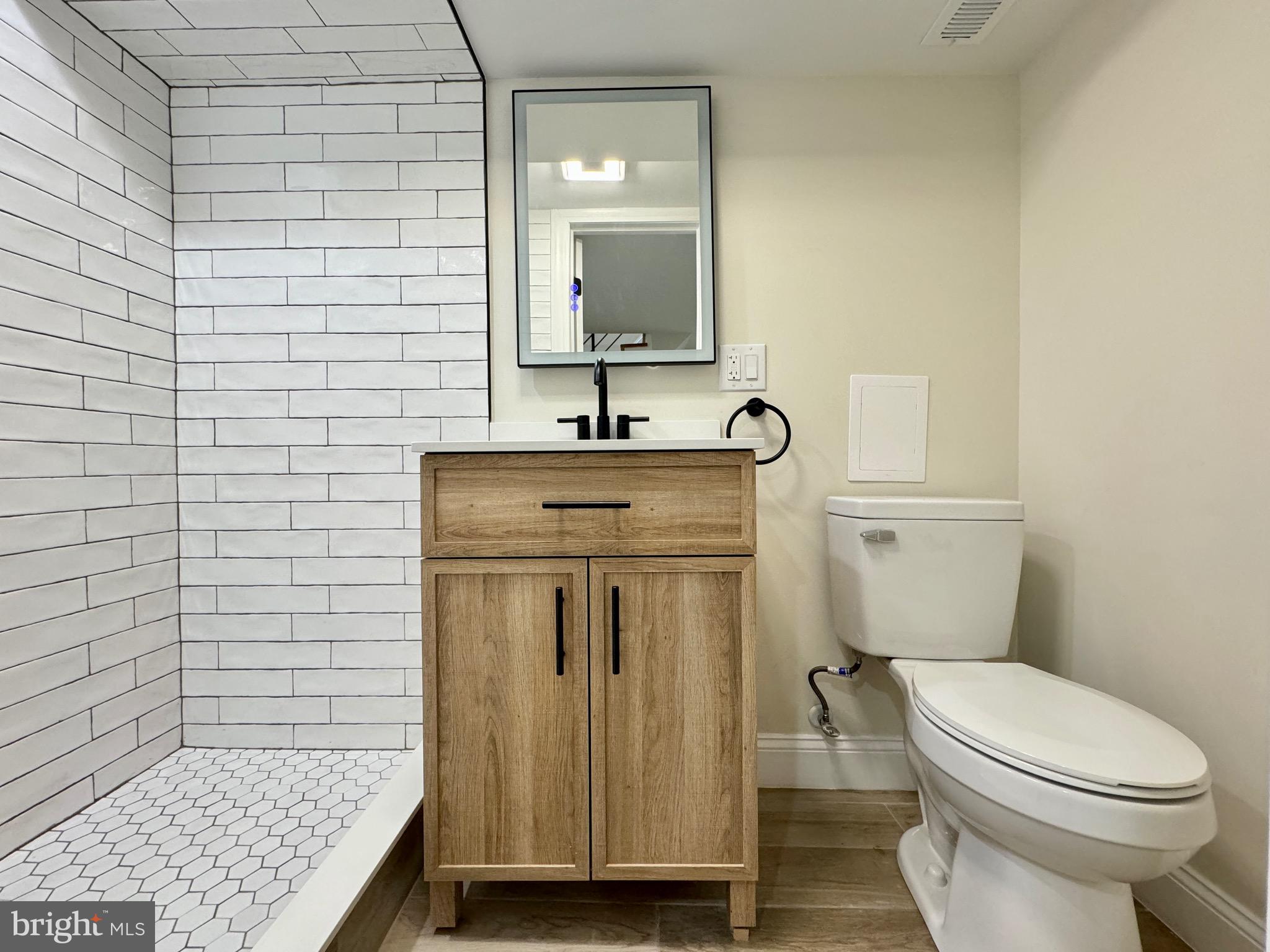 WEST OAK LANE - Residential