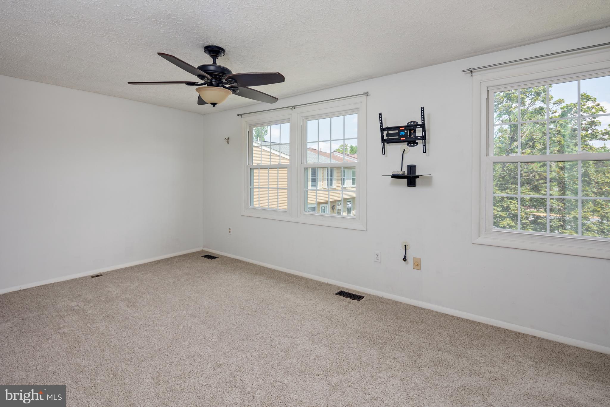 DAMASCUS VALLEY PARK - Residential Lease