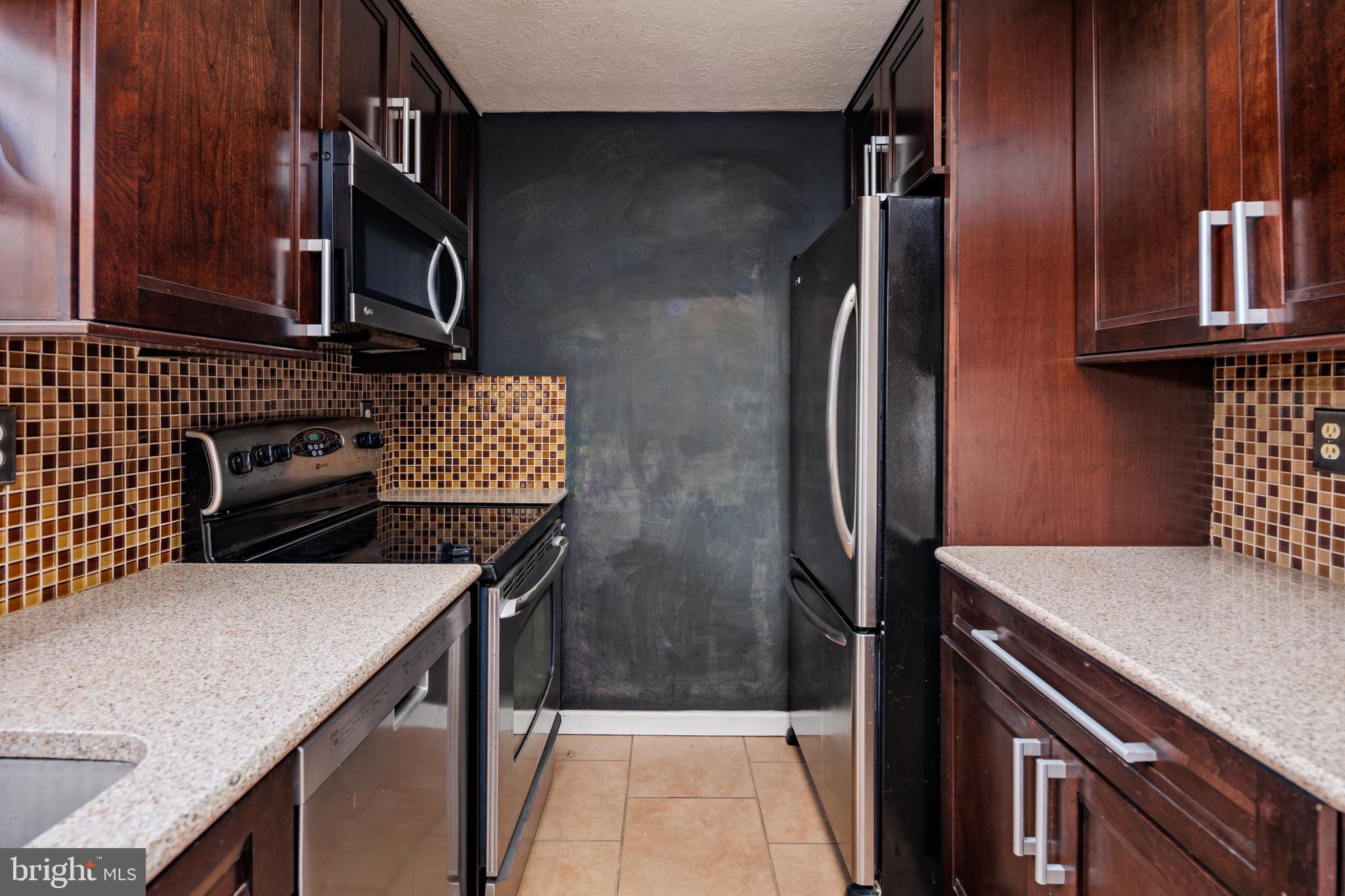 DAMASCUS VALLEY PARK - Residential Lease