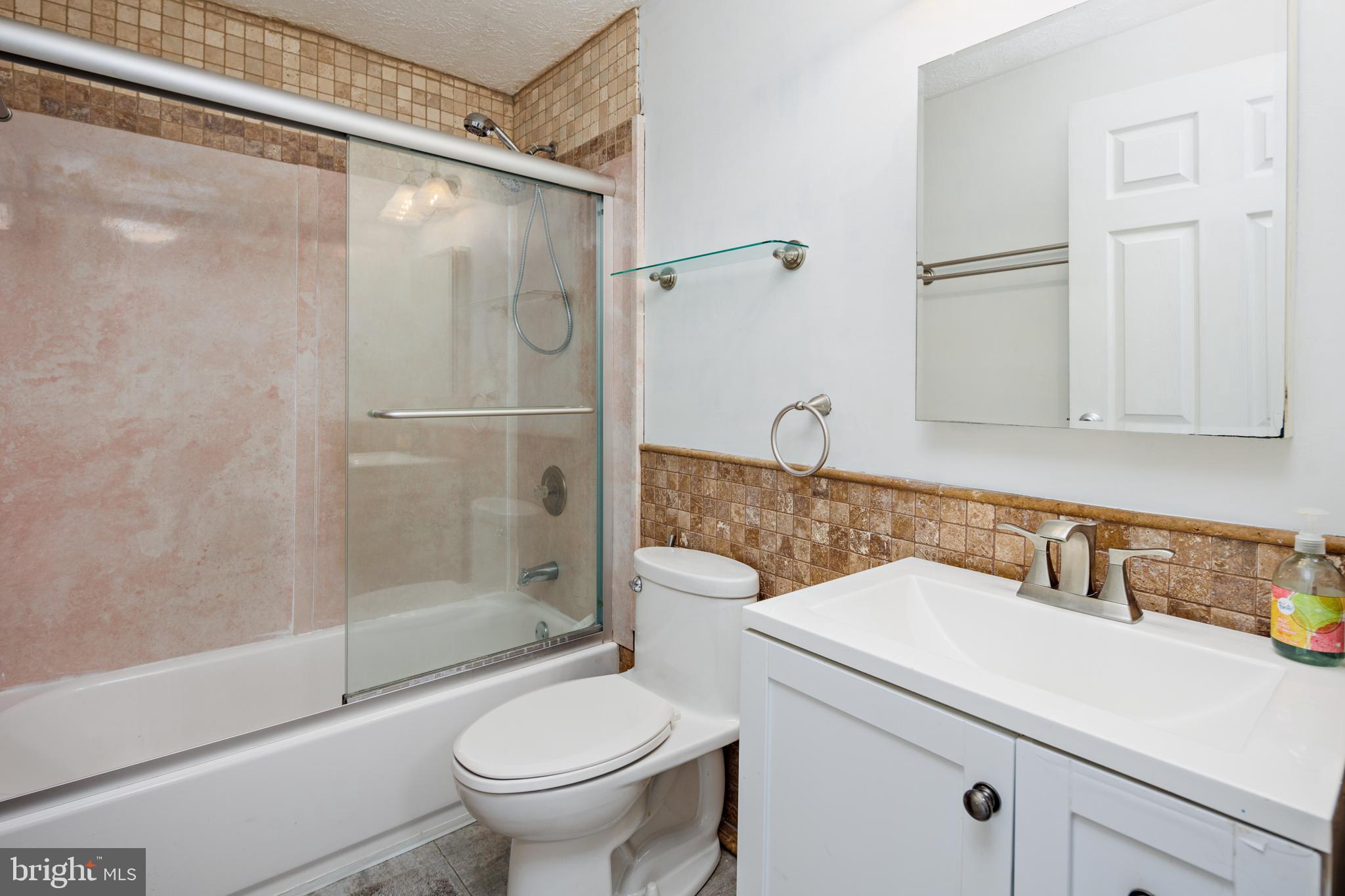 DAMASCUS VALLEY PARK - Residential Lease