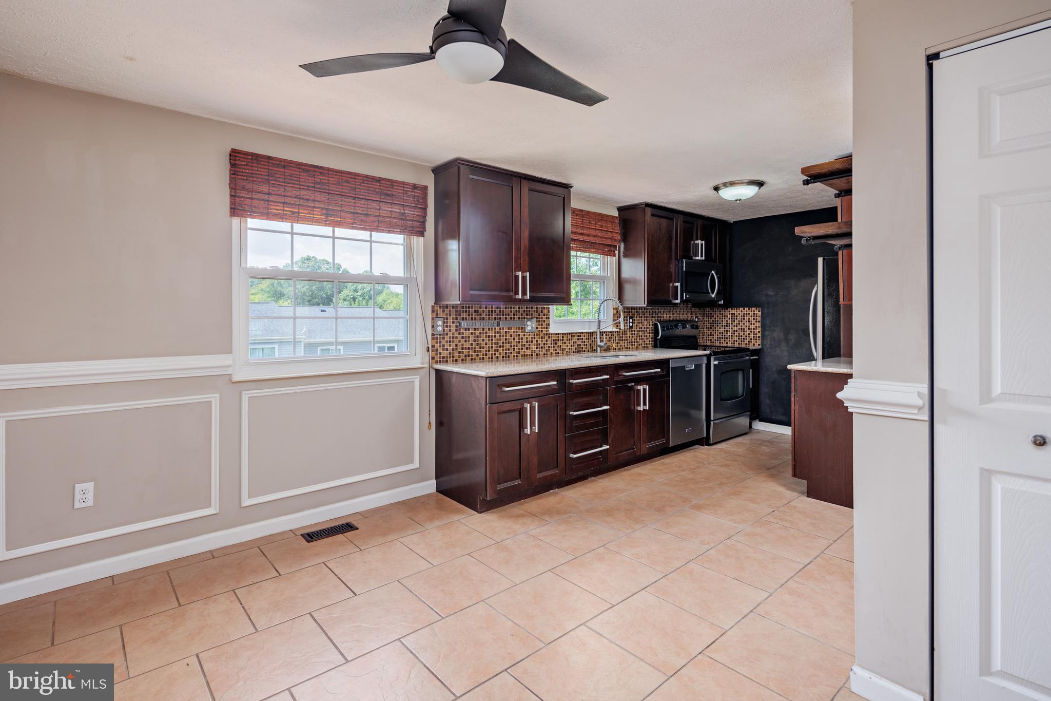 DAMASCUS VALLEY PARK - Residential Lease