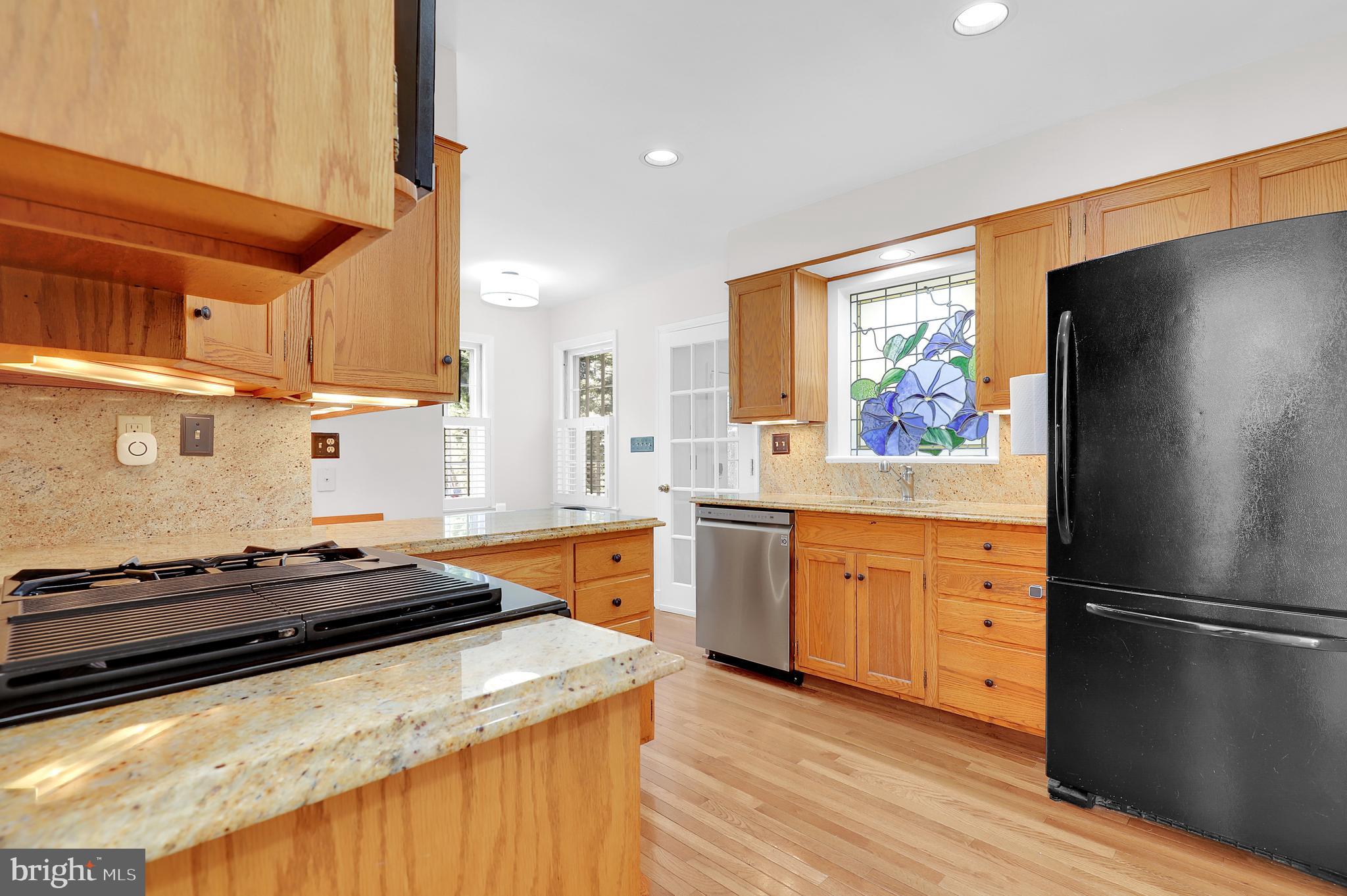 LOCUST HILL ESTATES - Residential