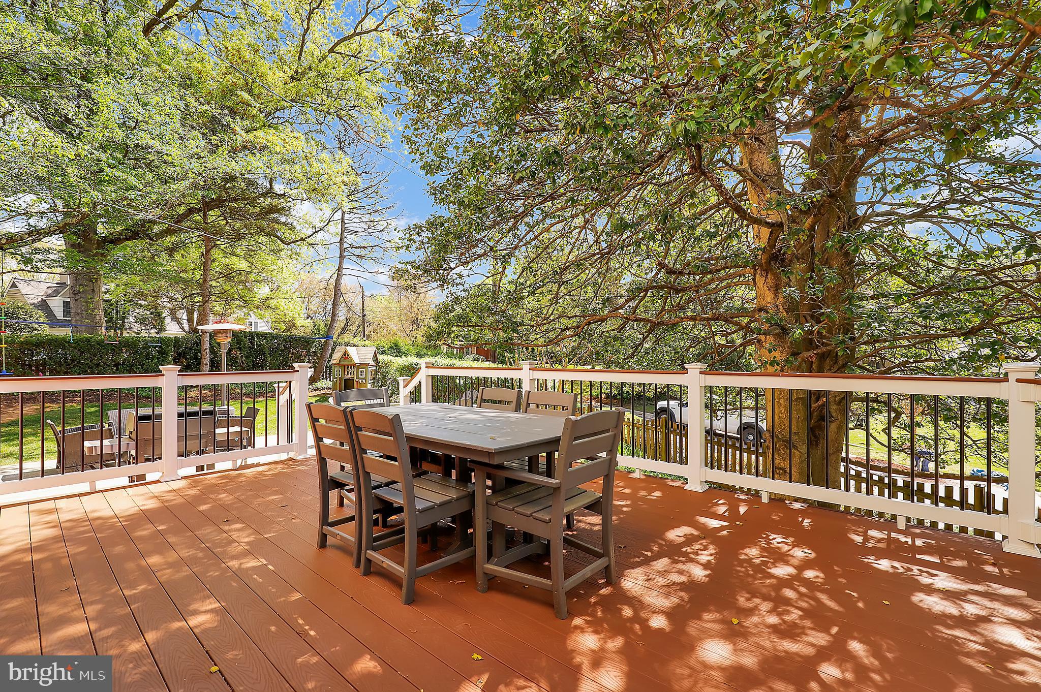 LOCUST HILL ESTATES - Residential