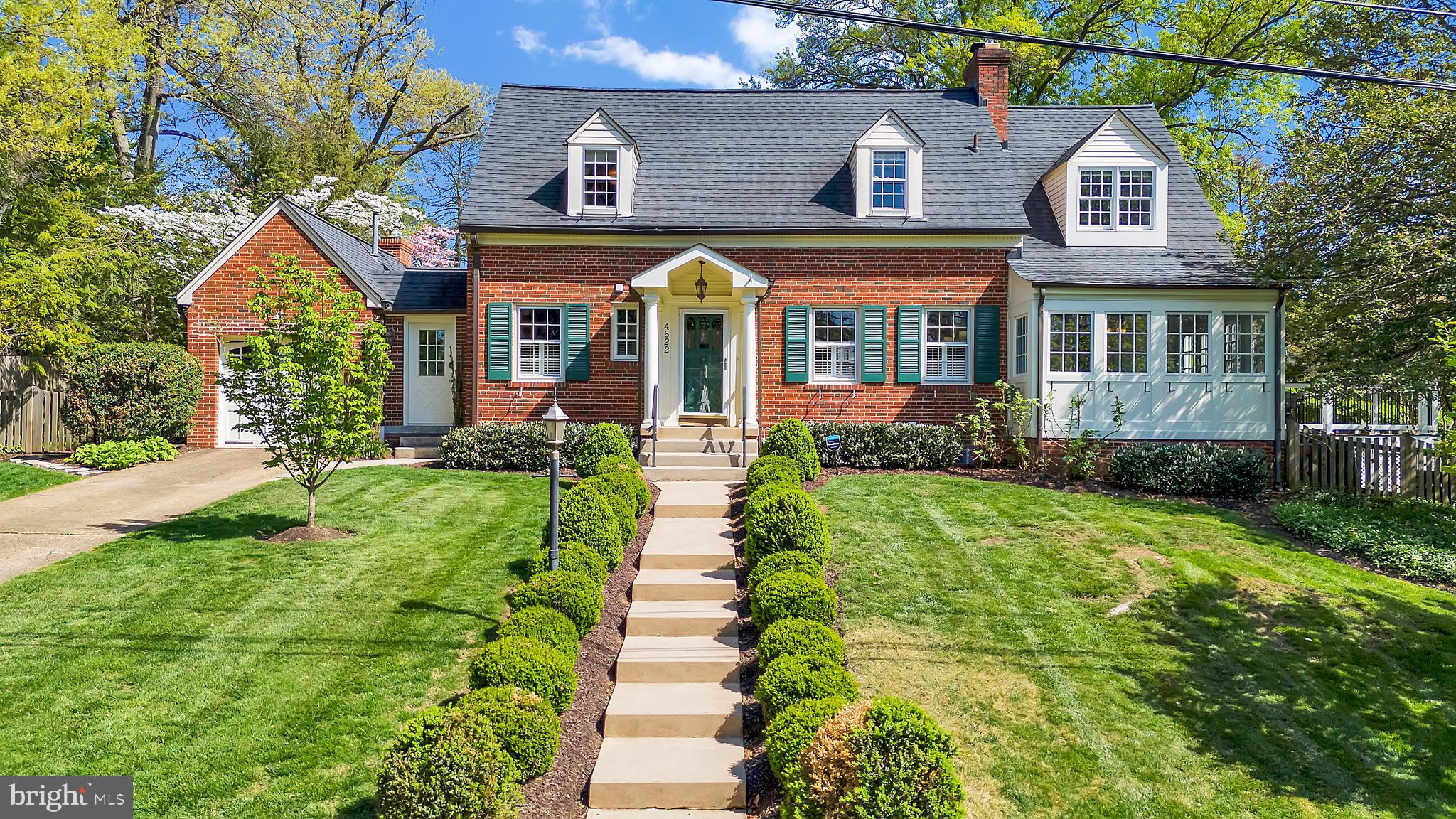 LOCUST HILL ESTATES - Residential