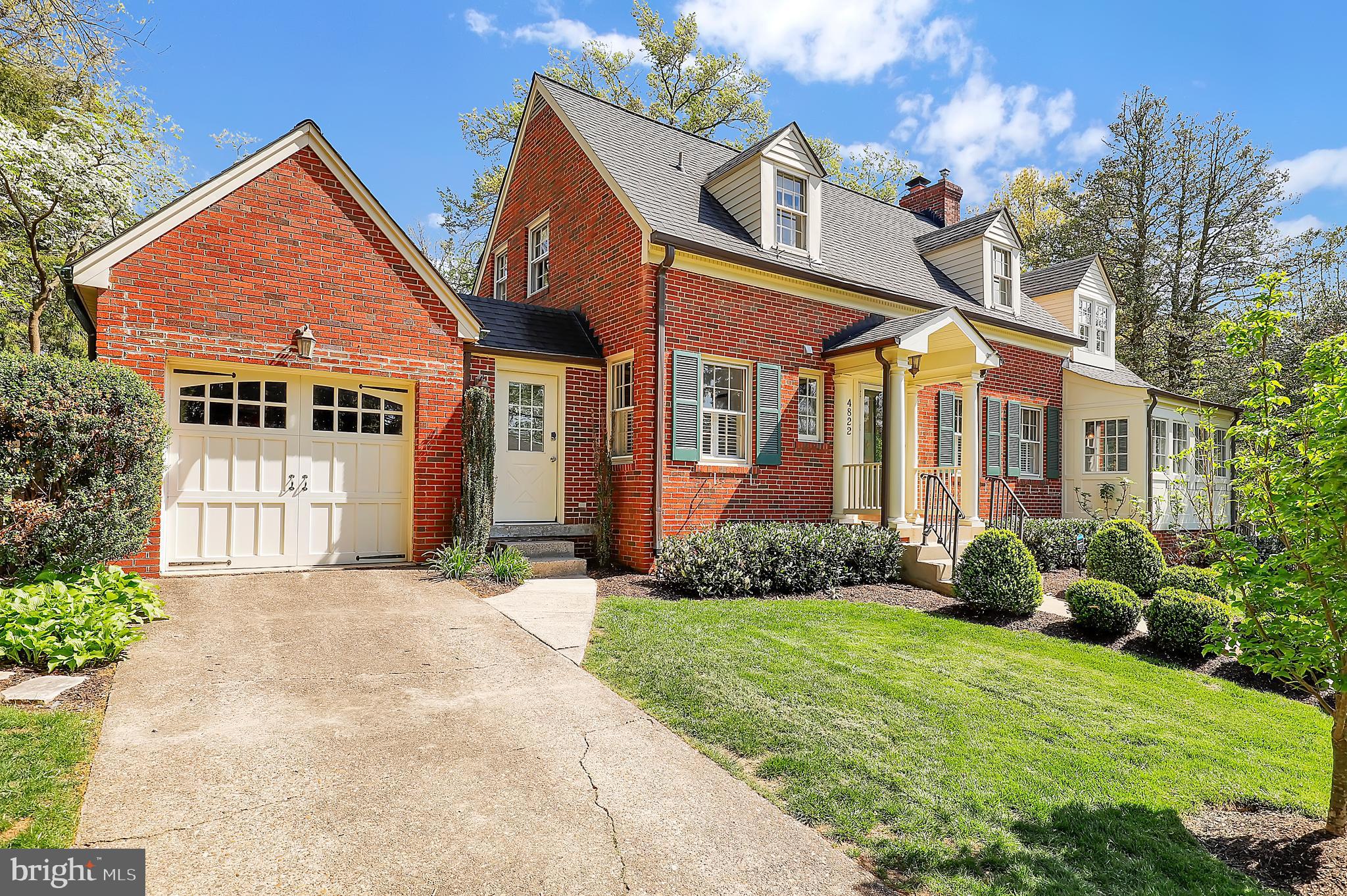 LOCUST HILL ESTATES - Residential